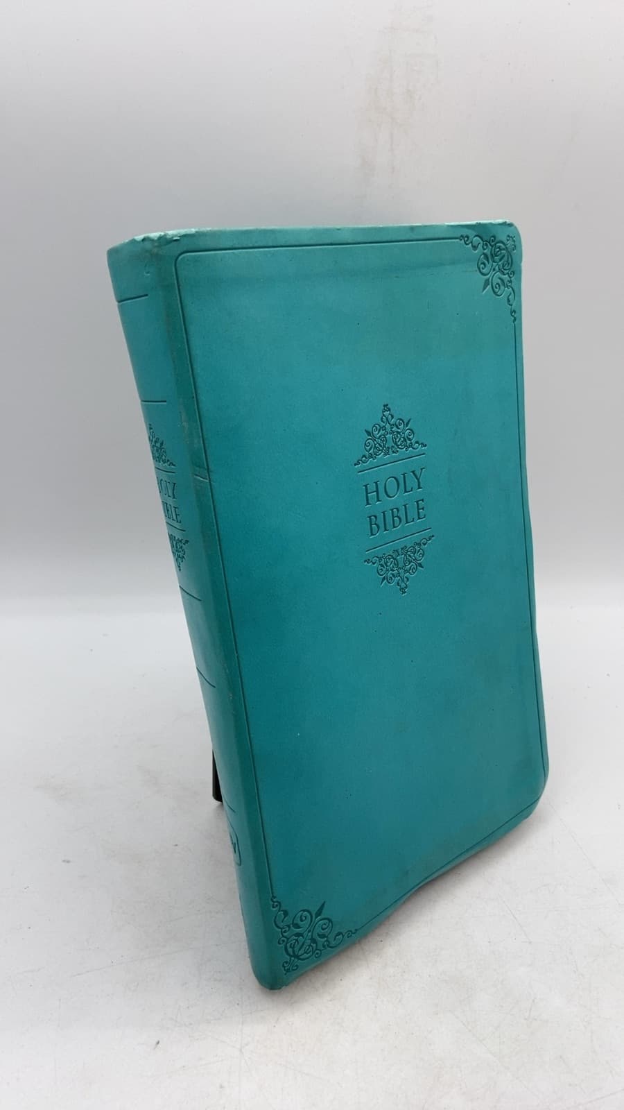 The Holy Bible, Giant Print Edition - front cover