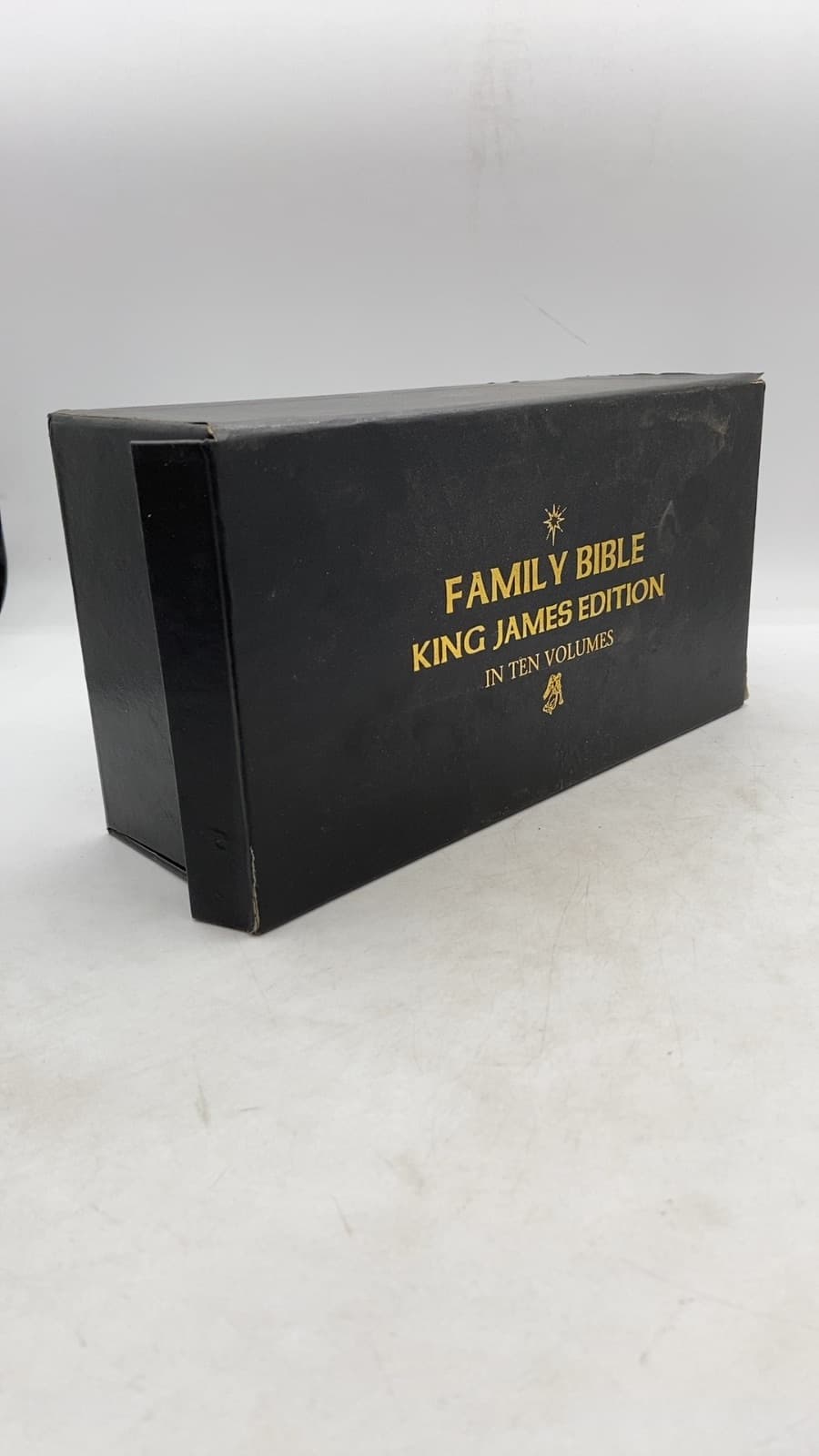 Family Bible King James Edition in ten volumes  - front cover