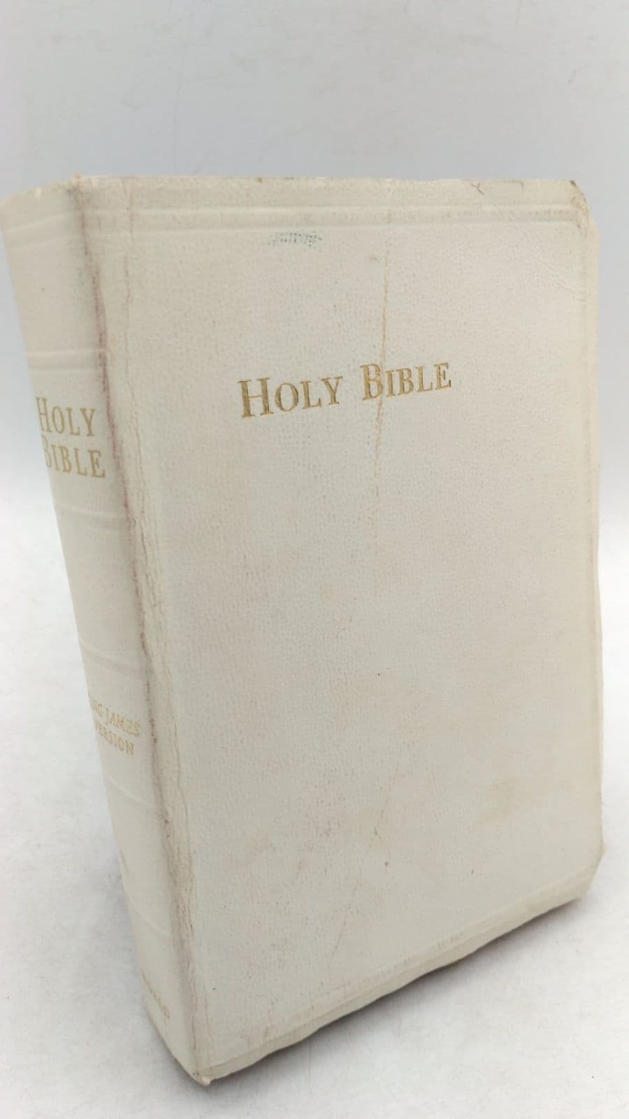 The Holy Bible: Self-Pronouncing - front cover