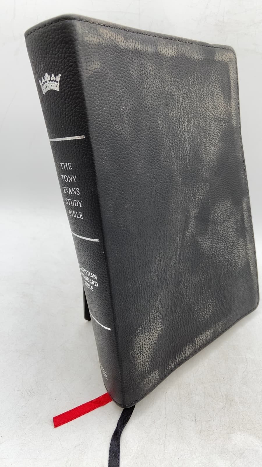The Tony Evans Study Bible by Tony Evans - front cover
