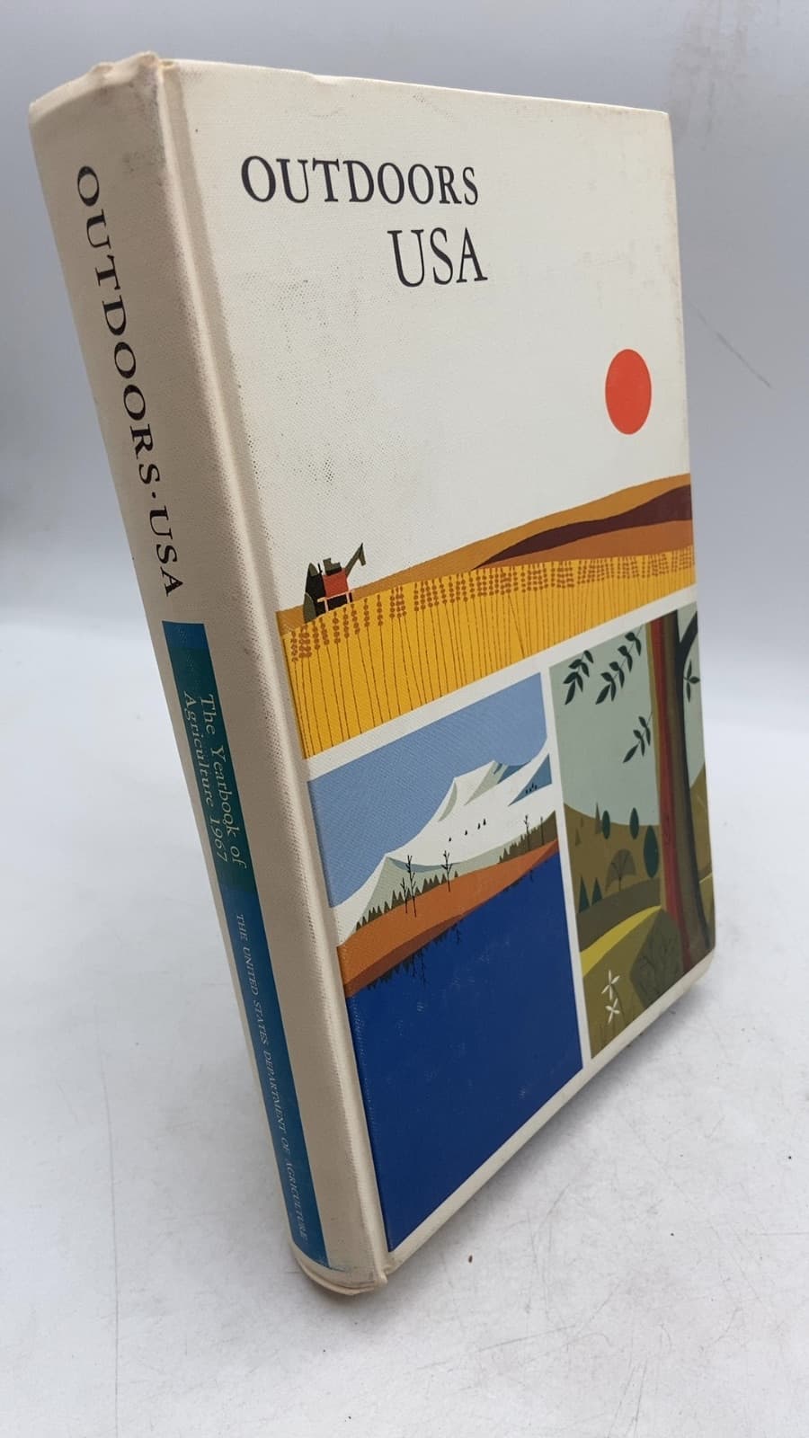 Outdoors USA by The United States Department of Agriculture - front cover