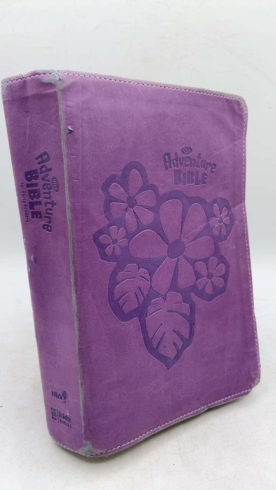 NIrV Adventure Bible for Early Readers by Lawrence O. Richards - front cover