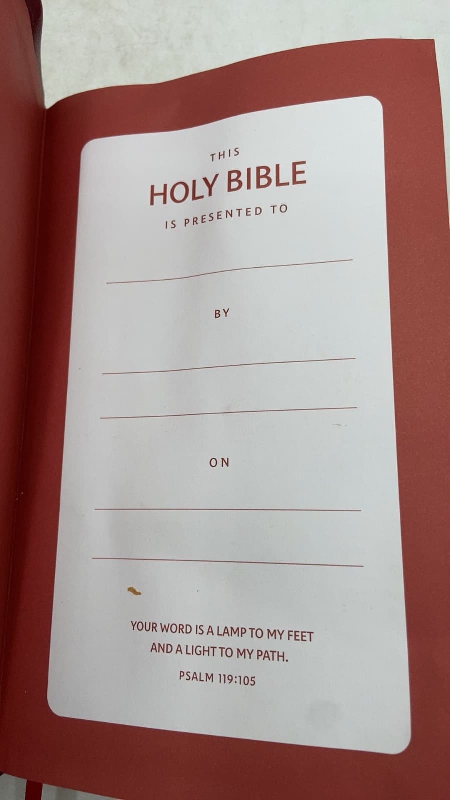 The Holy Bible: NKJV Reference Bible, Personal Size Giant Print - additional view