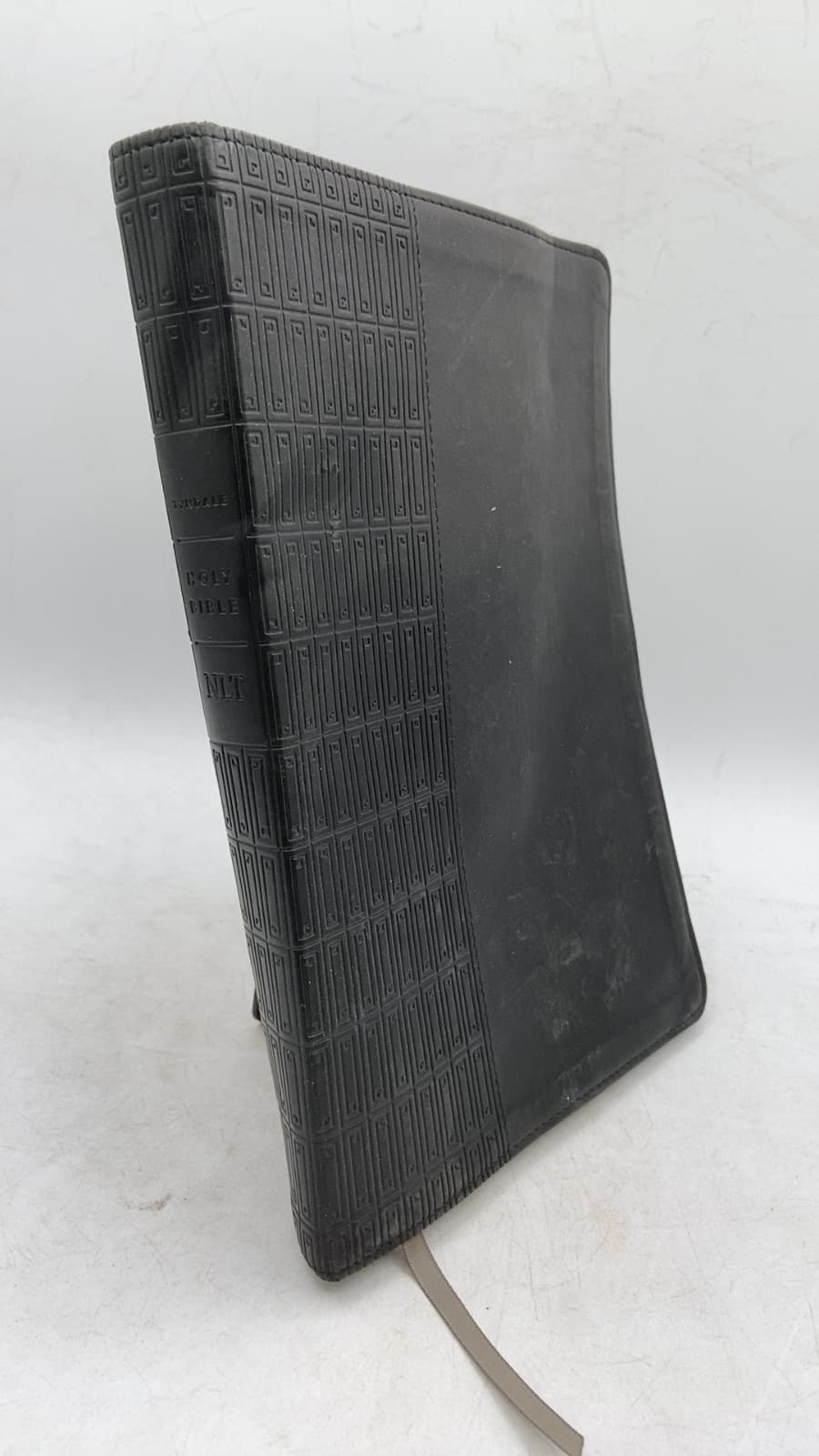 Holy Bible: New Living Translation, Large Print NLT Thinline Reference - front cover