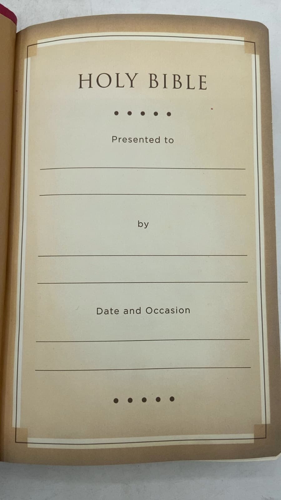 The Holy Bible, New King James Version - additional view