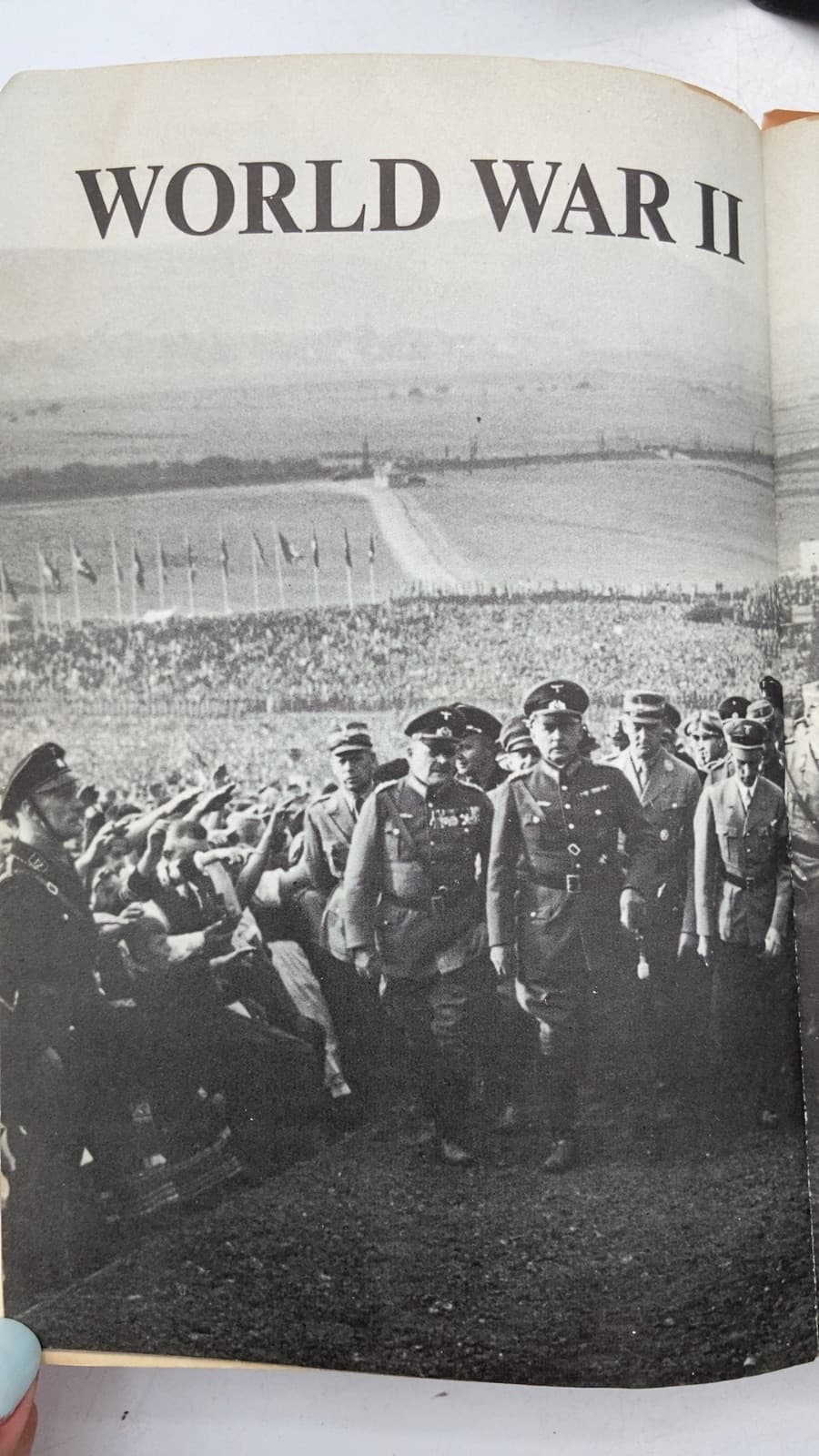 World War II by C. L. Sulzberger - title page