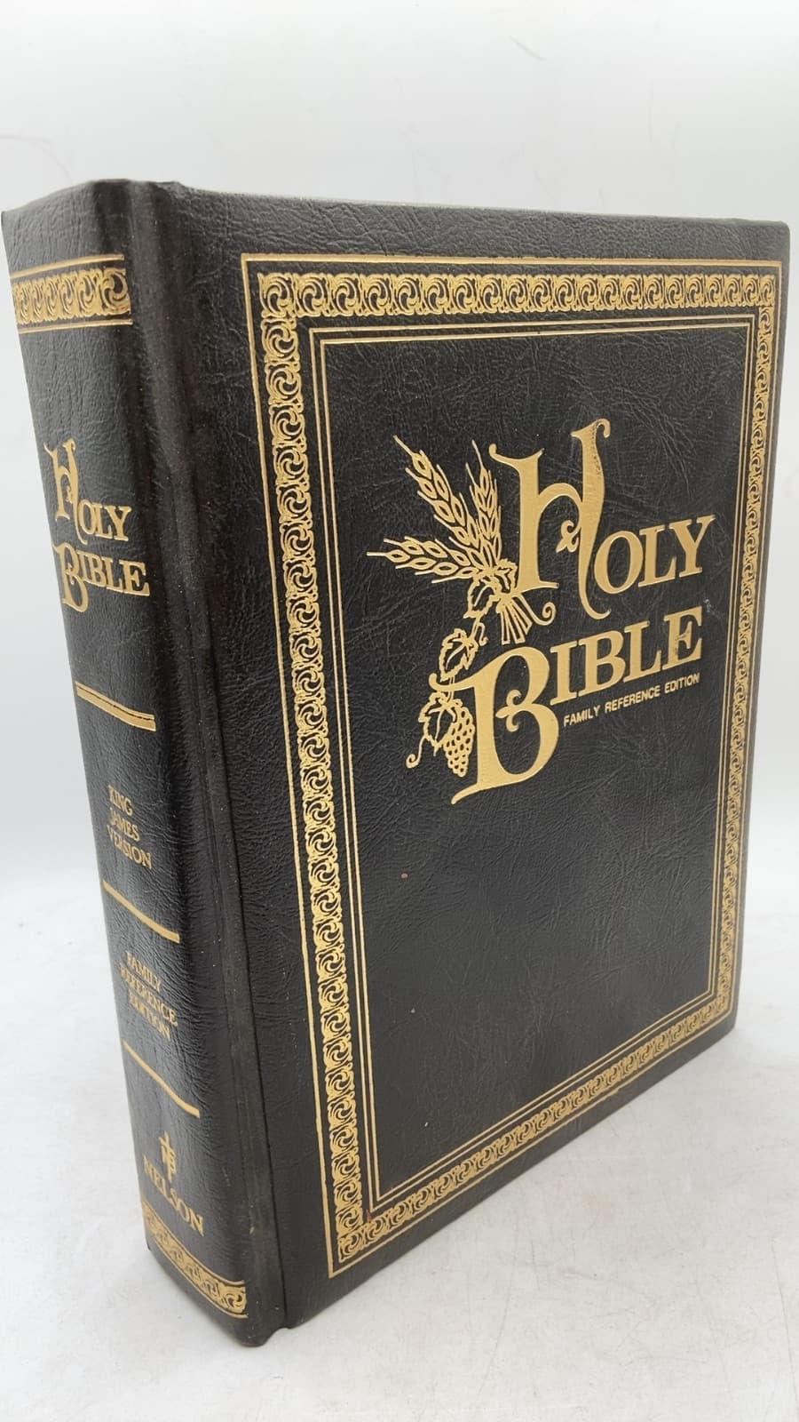 Holy Bible: King James Version, Family Reference Edition - front cover