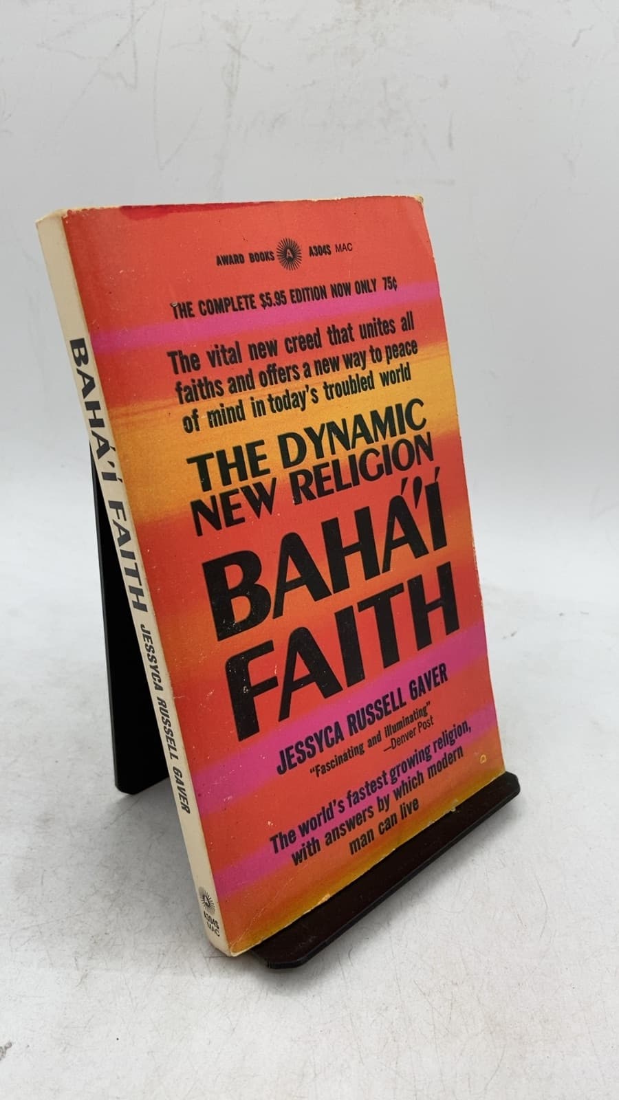 The Bahá'í Faith by Jessyca Russell Gaver - front cover