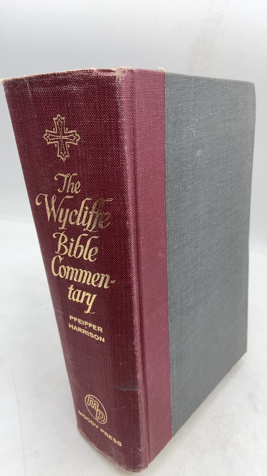 The Wycliffe Bible Commentary by Charles F. Pfeiffer and Everett F. Harrison - front cover