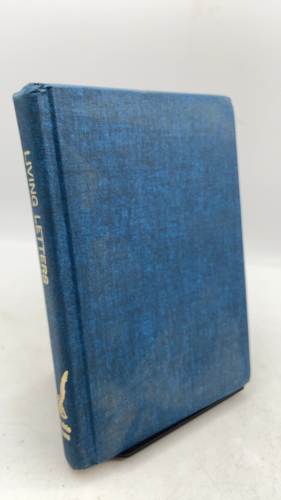 Living Letters: The Paraphrased Epistles by Kenneth N. Taylor - front cover