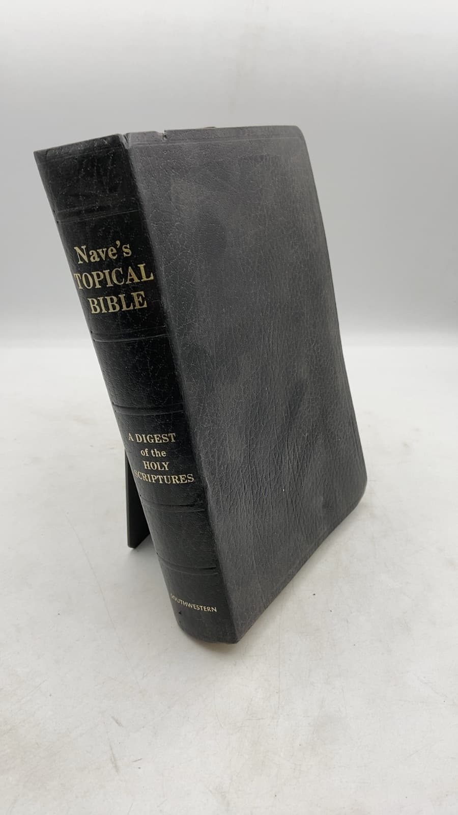 Nave's Topical Bible: A Digest of the Holy Scriptures by Orville J. Nave - front cover