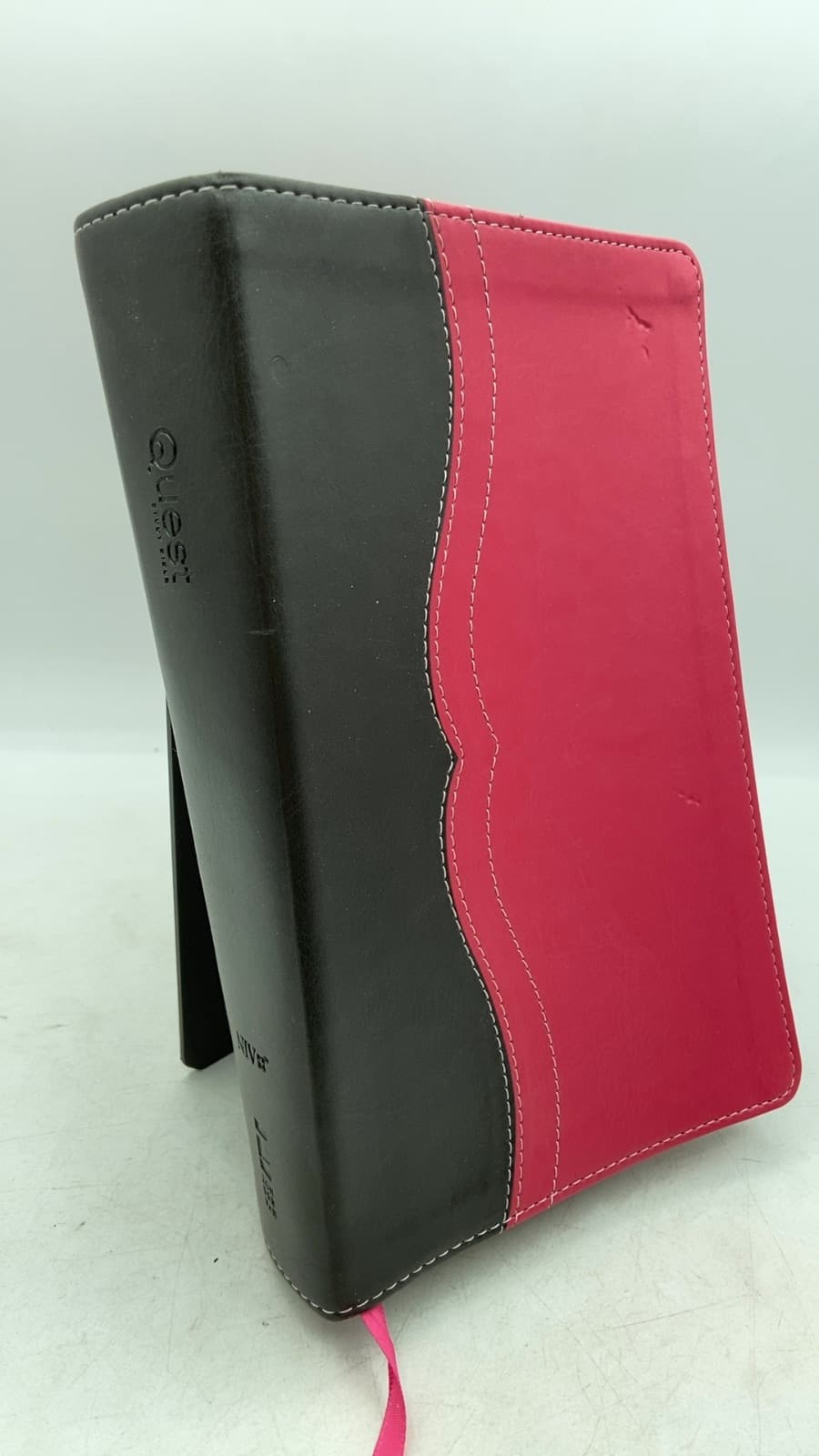 Quest Study Bible: New International Version - front cover