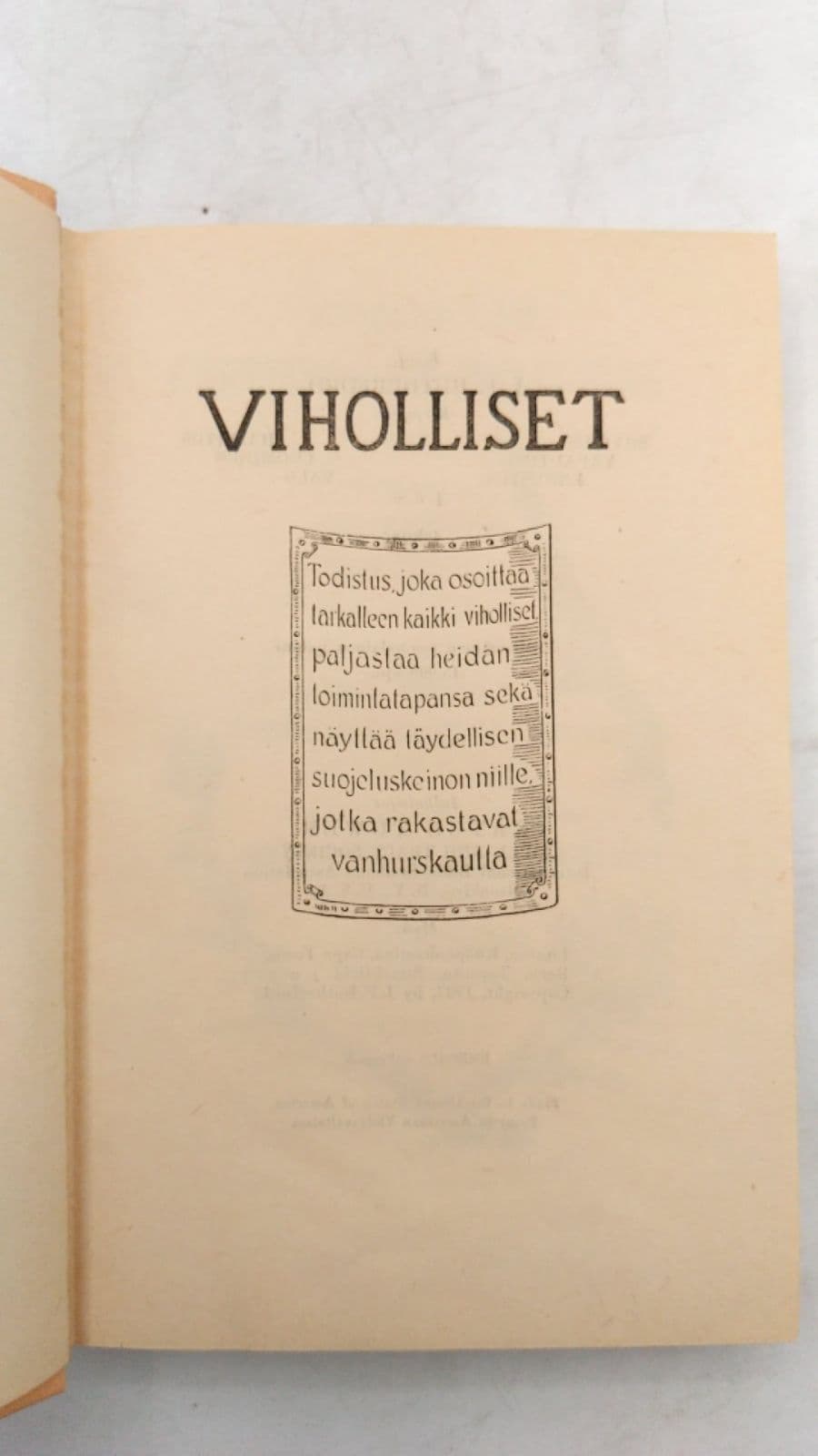 Viholliset by J. F. Rutherford - title page