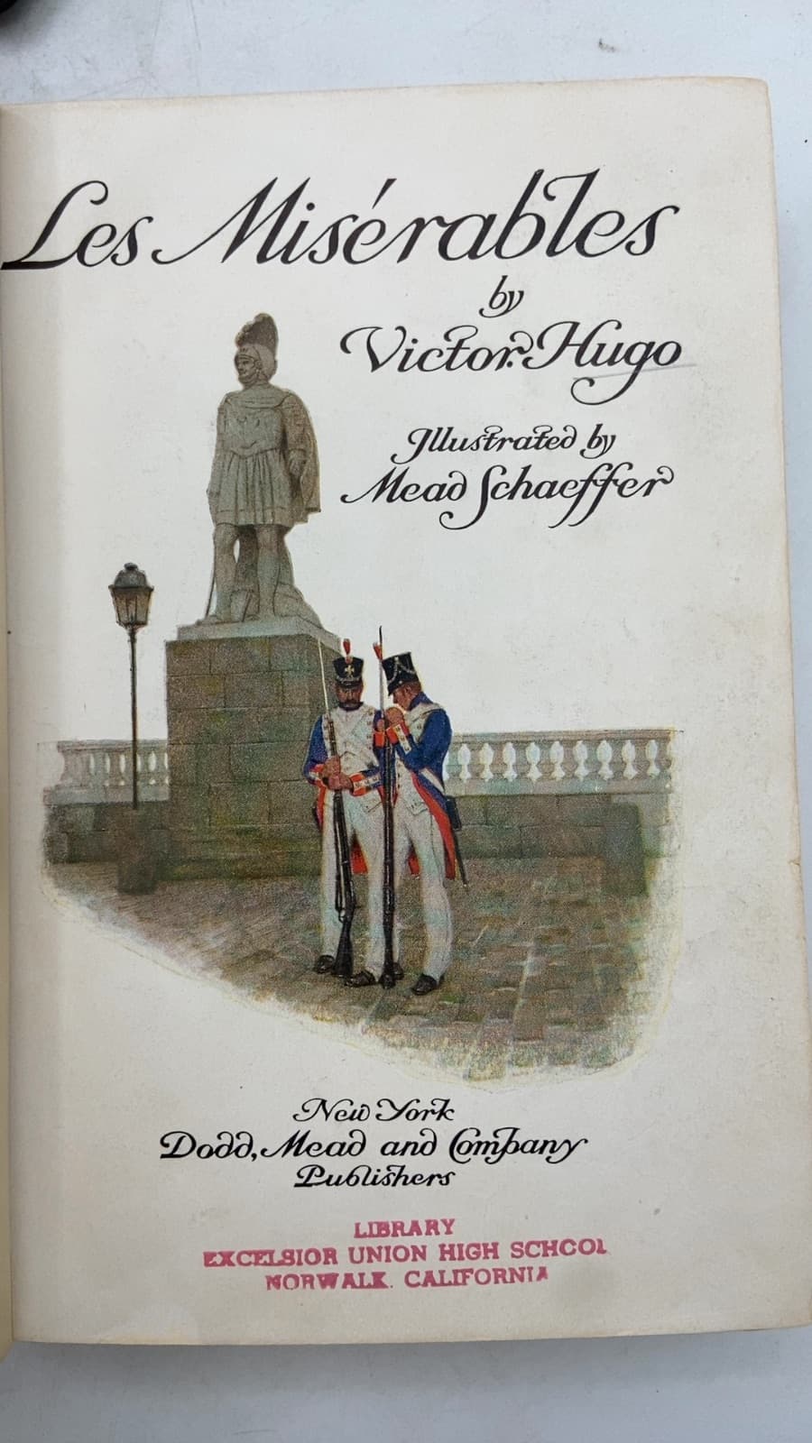 Les Misérables by Victor Hugo - title page
