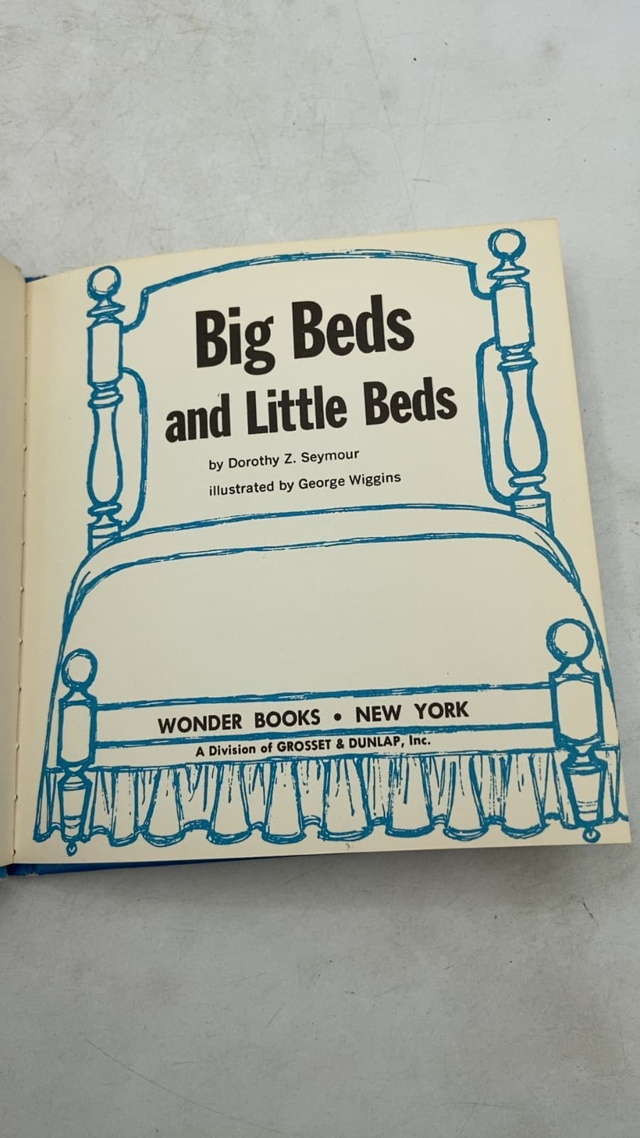 Big Beds and Little Beds by Dorothy Z. Seymour - title page