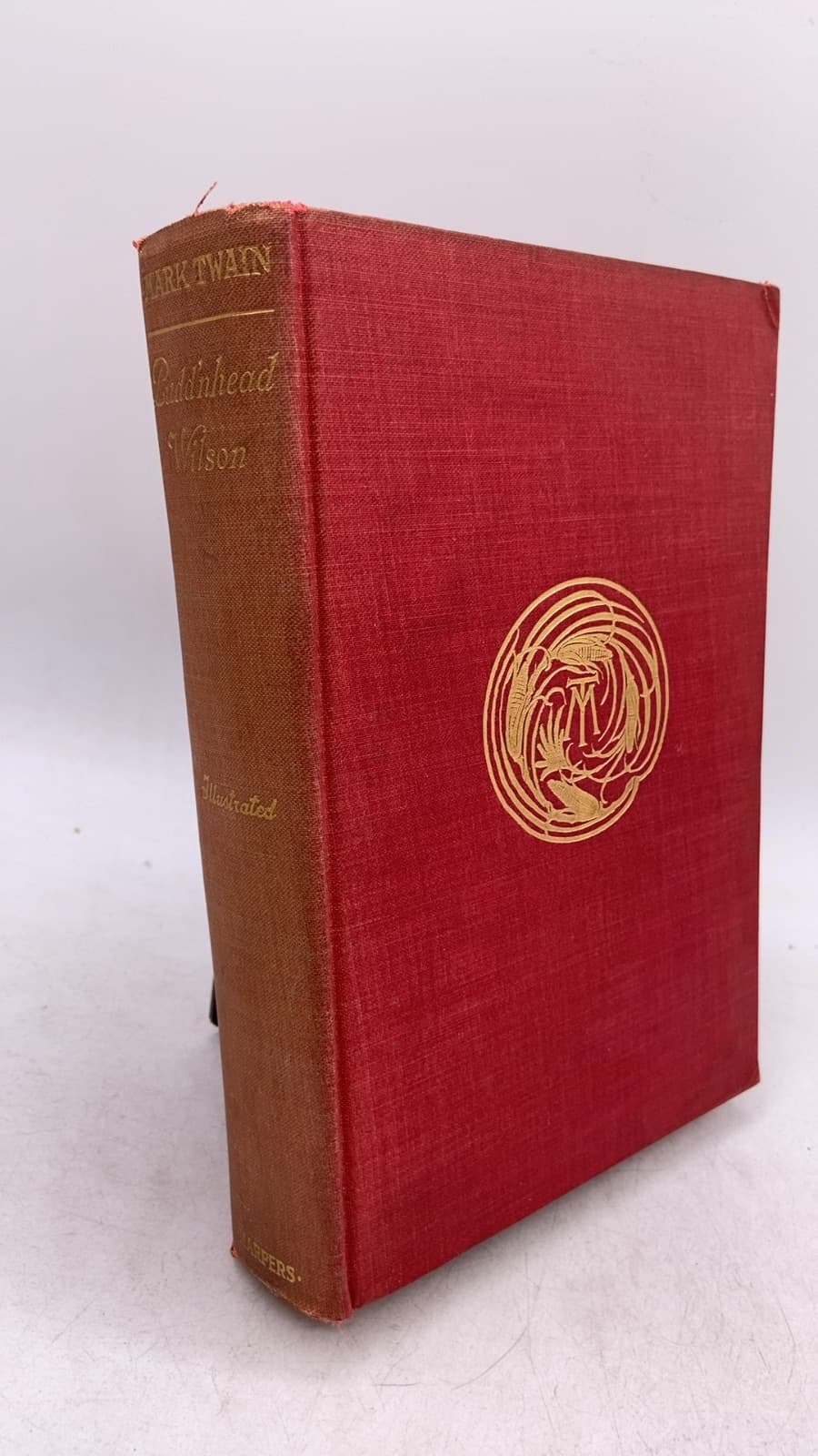 Pudd'nhead Wilson and Those Extraordinary Twins by Mark Twain - front cover