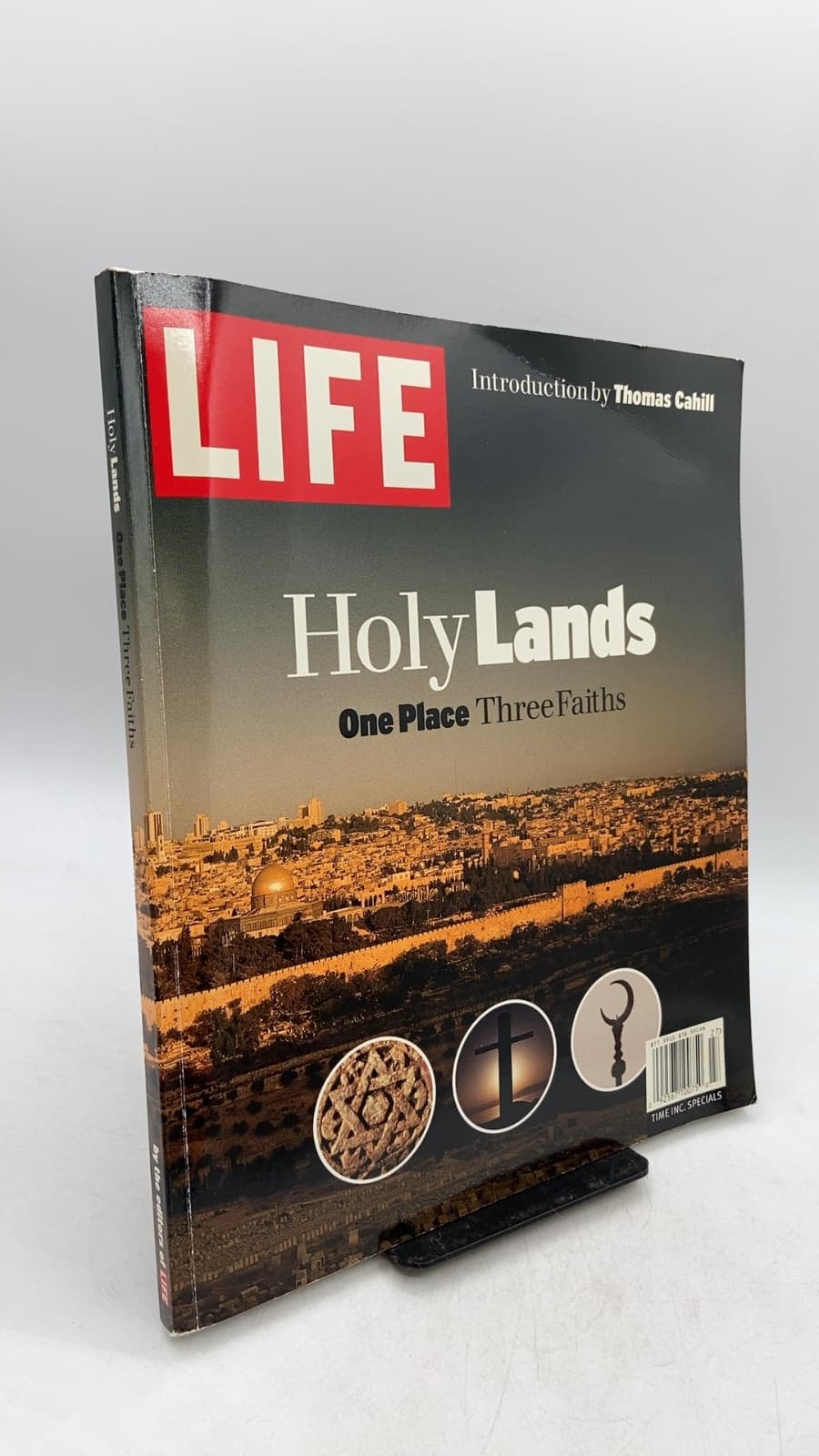 Holy Lands: One Place Three Faiths by Introduction by Thomas Cahill - front cover