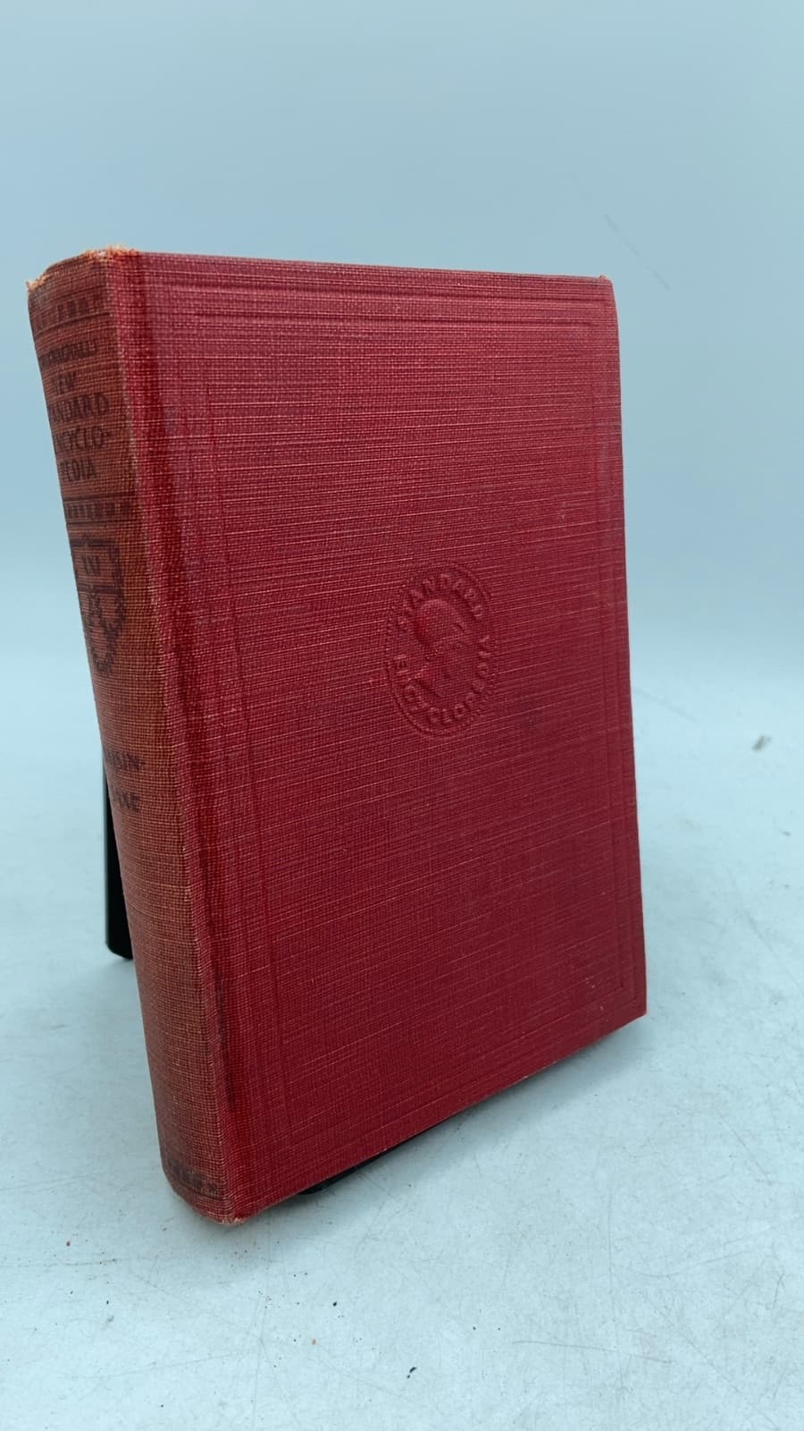 Funk & Wagnalls New Standard Encyclopedia of Universal Knowledge, Volume XXI: Raisin—Saxe-Lauenburg by Frank H. Vizetelly, Litt.D., LL.D. - front cover