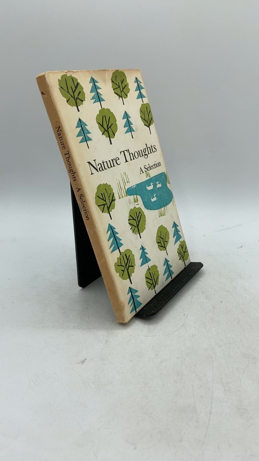Nature Thoughts: A Selection by Louise Bachelder (Editor) - front cover
