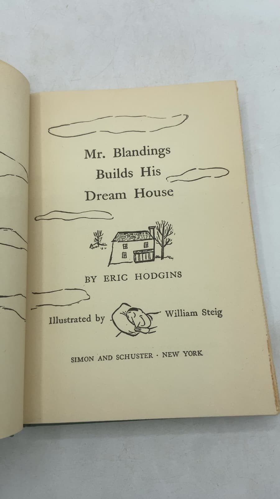 Mr. Blandings Builds His Dream House by Eric Hodgins - title page