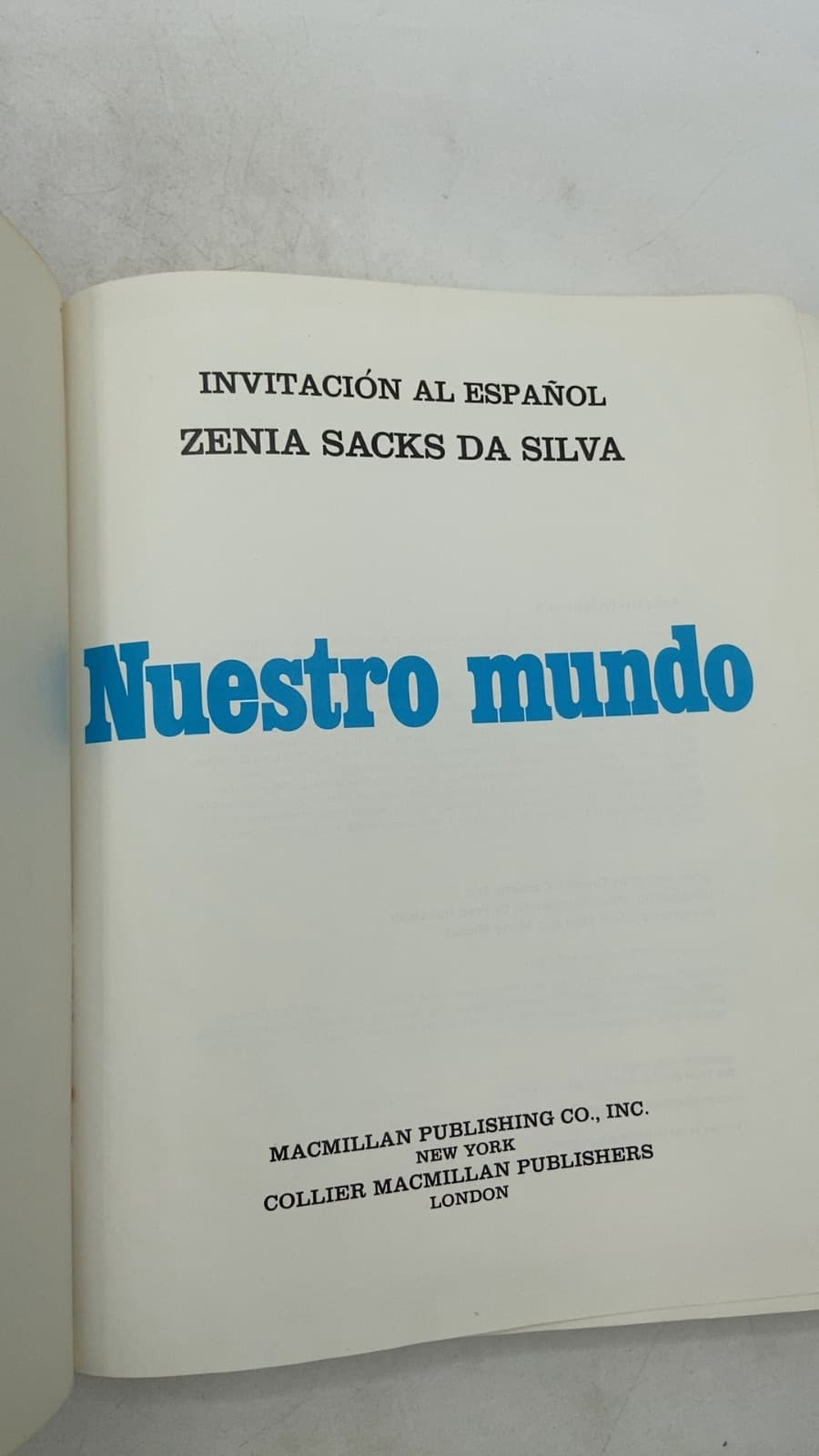 Nuestro mundo by Zenia Sacks Da Silva - title page