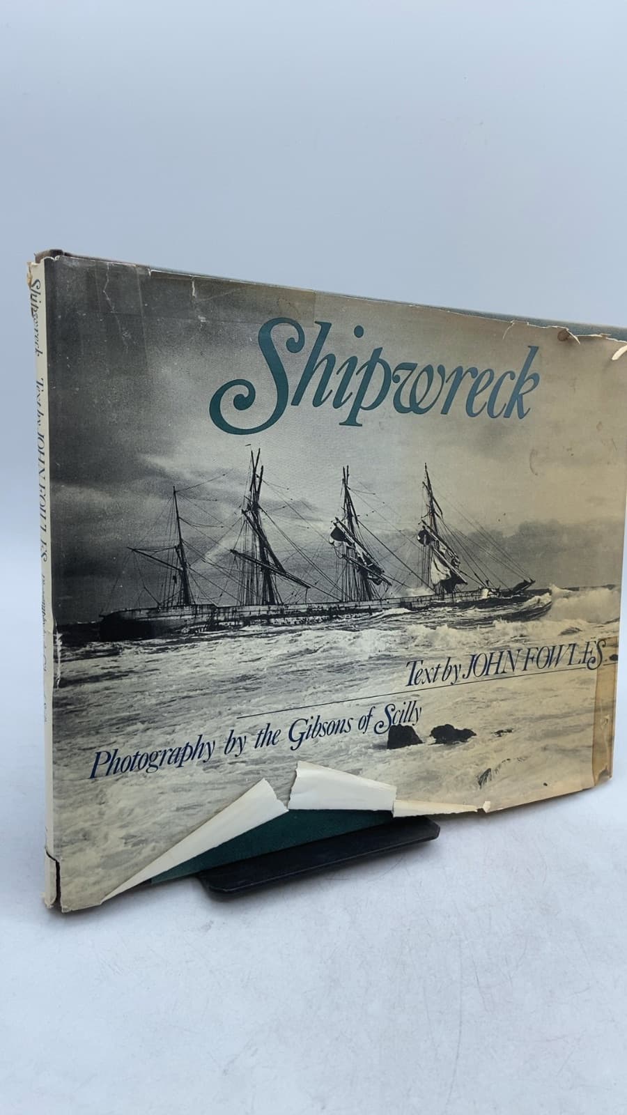 Shipwreck by John Fowles - front cover