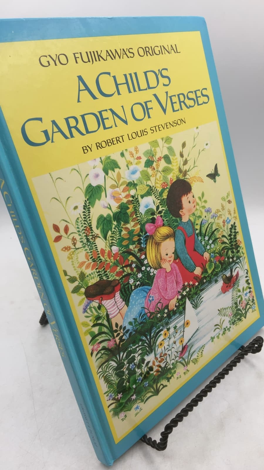 A Child's Garden of Verses by Robert Louis Stevenson - front cover