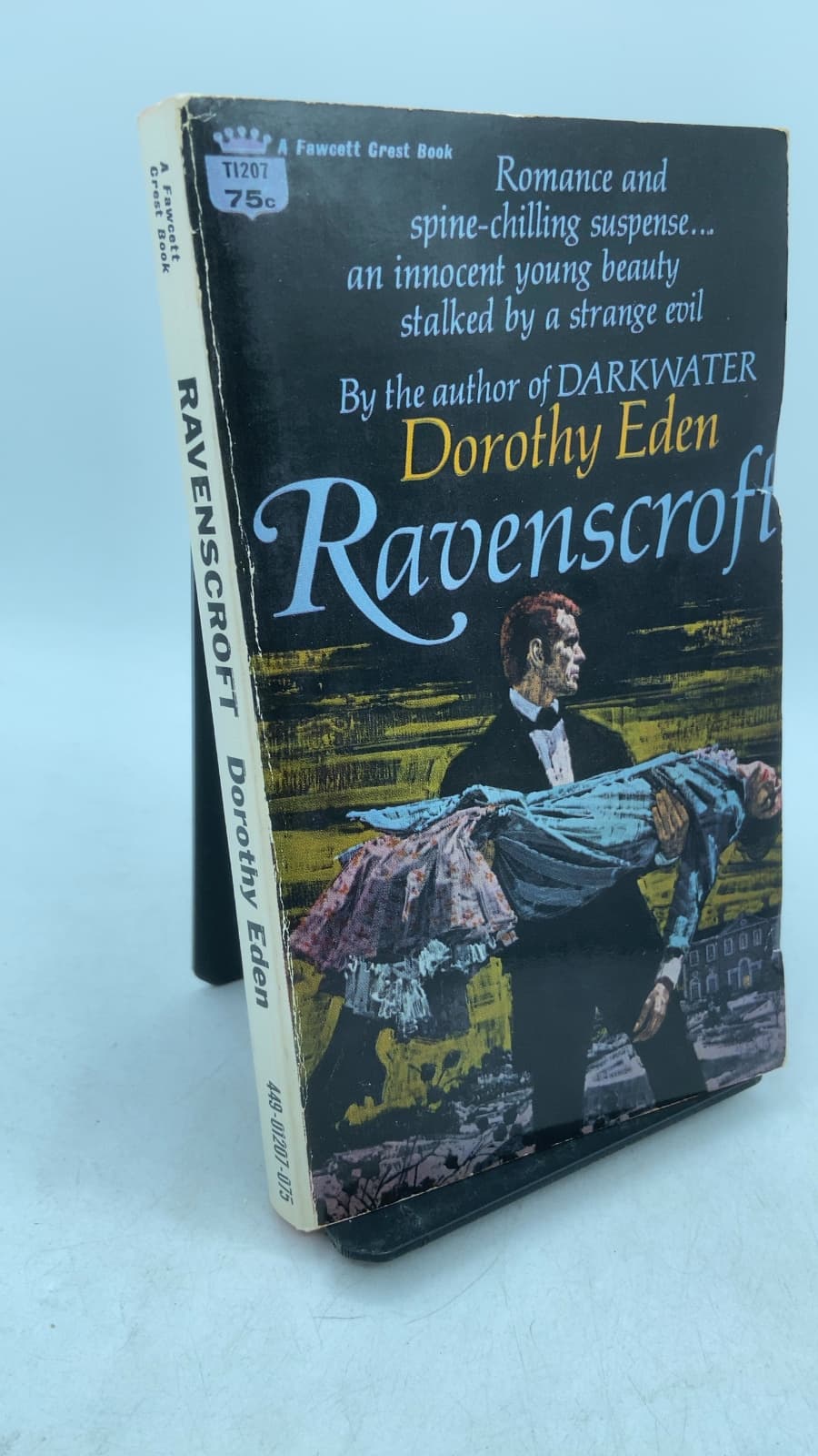 Ravenscroft by Dorothy Eden - front cover