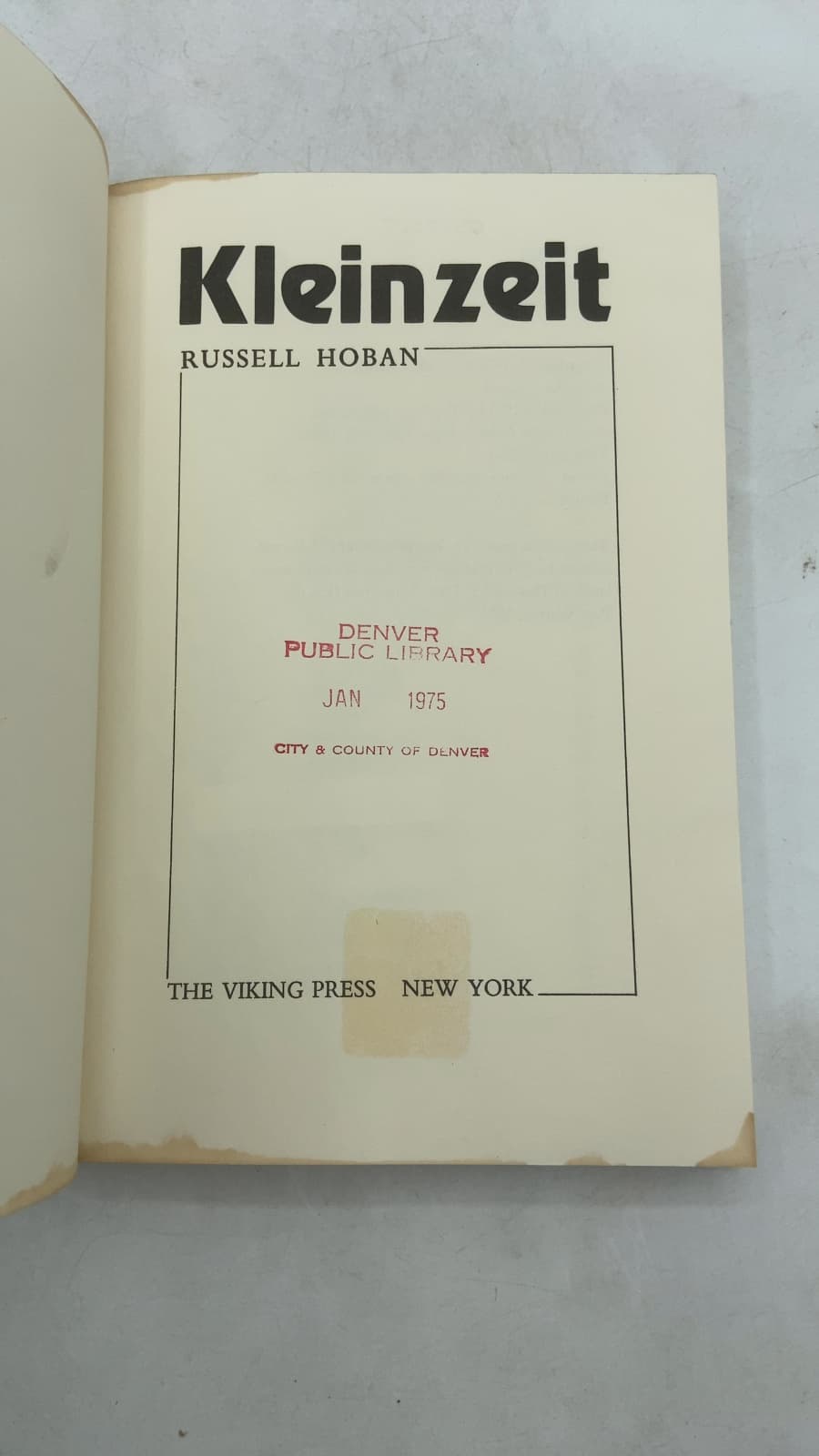 Kleinzeit by Russell Hoban - title page