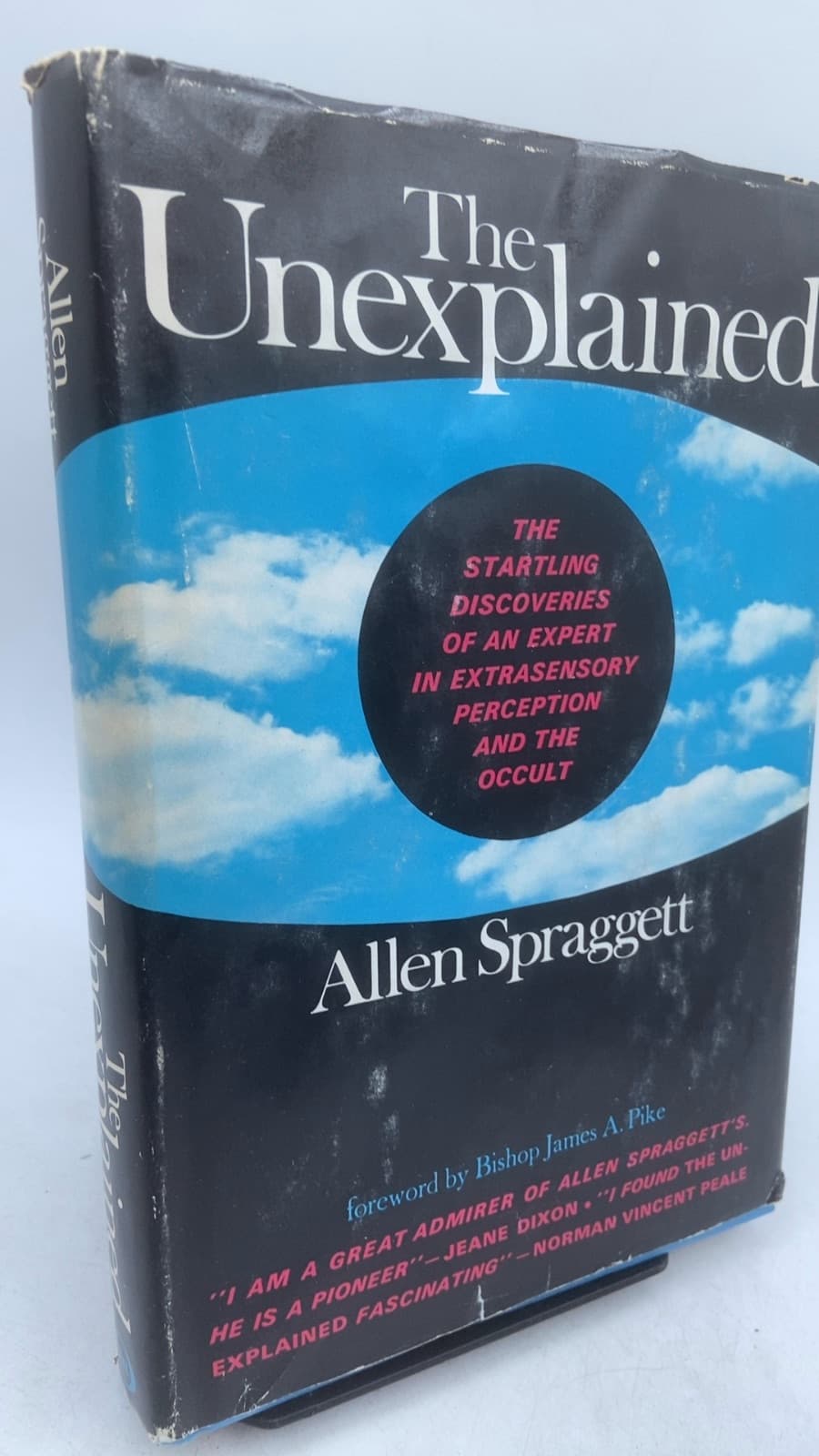 The Unexplained by Allen Spraggett - front cover