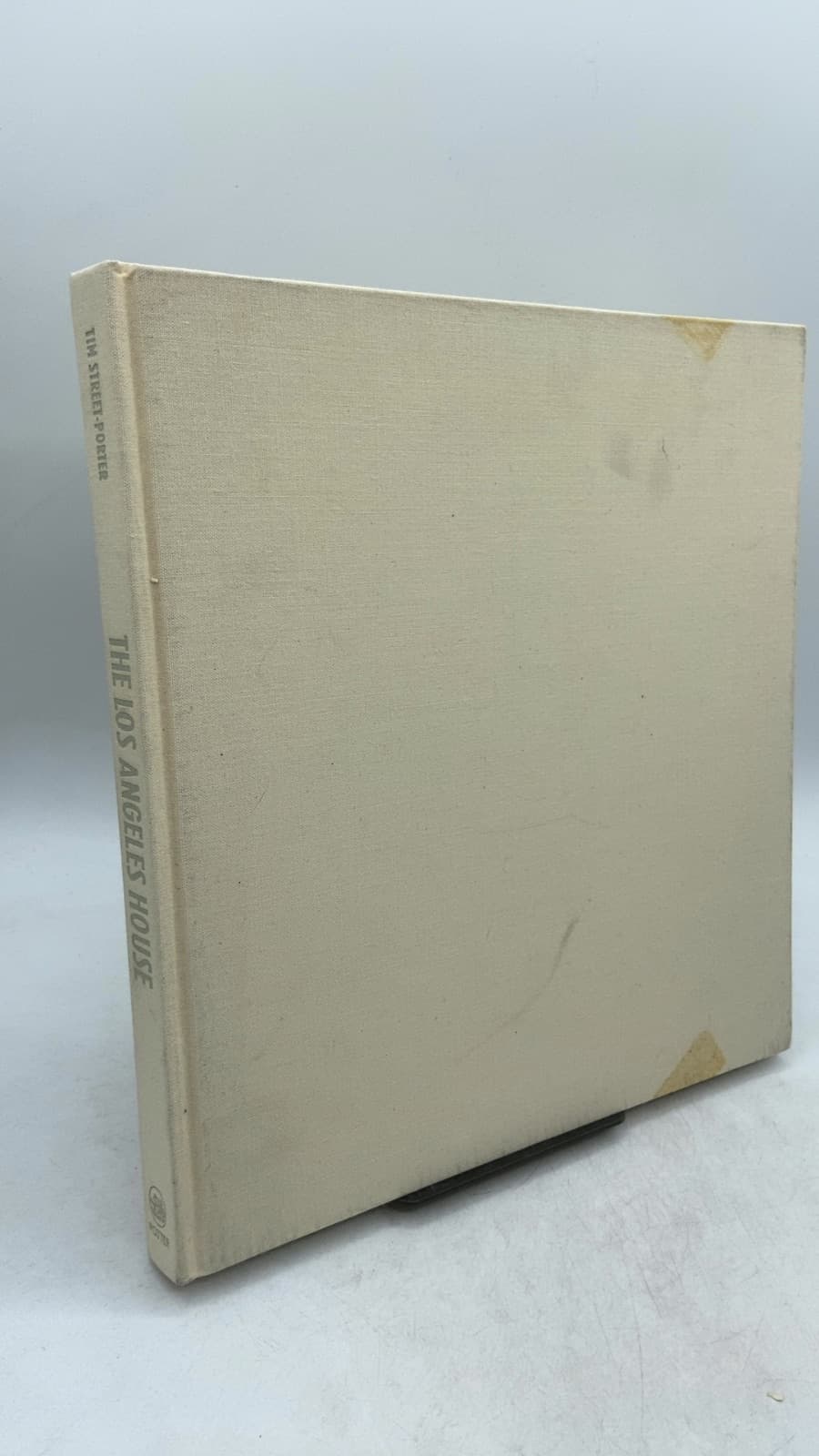 THE LOS Angeles House by Tim Street-Porter - front cover