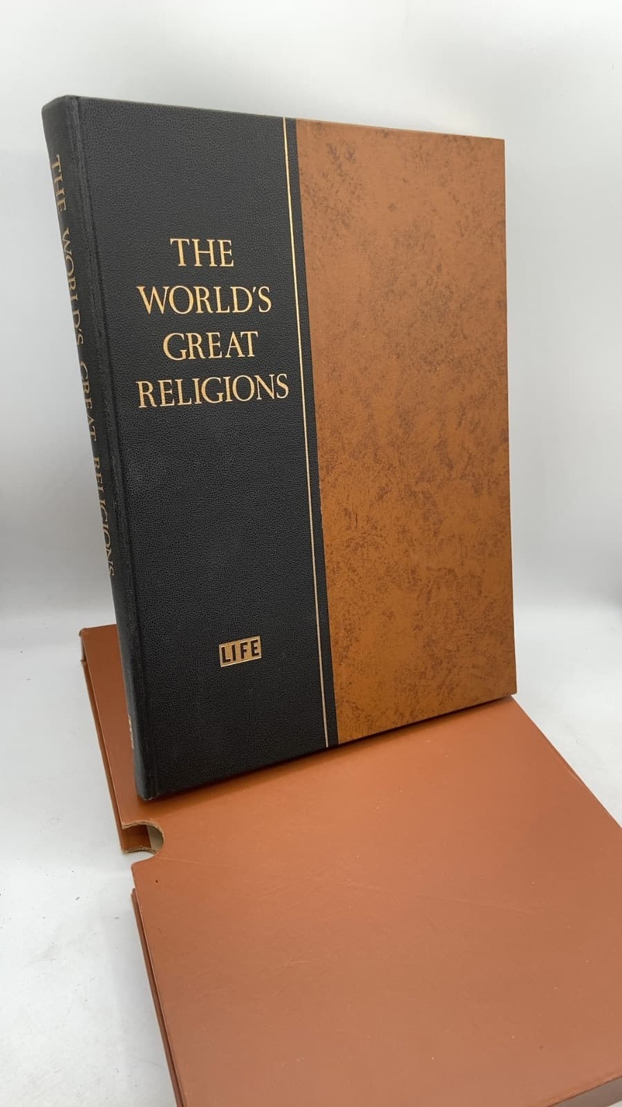 THE World's Great Religions - front cover