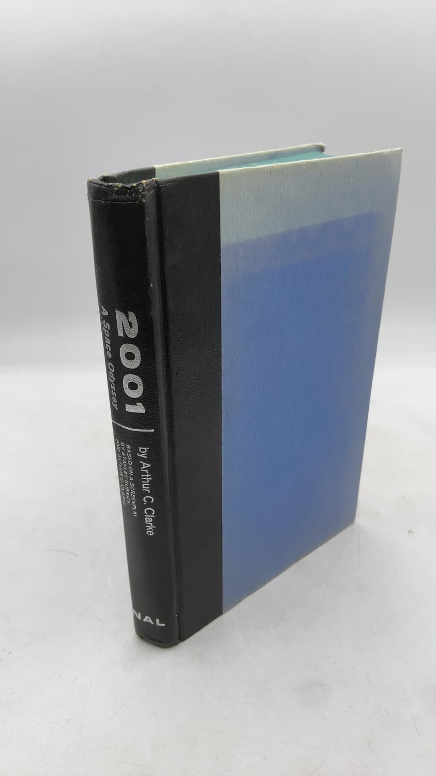 2001 A Space Odyssey by Arthur C. Clarke - front cover