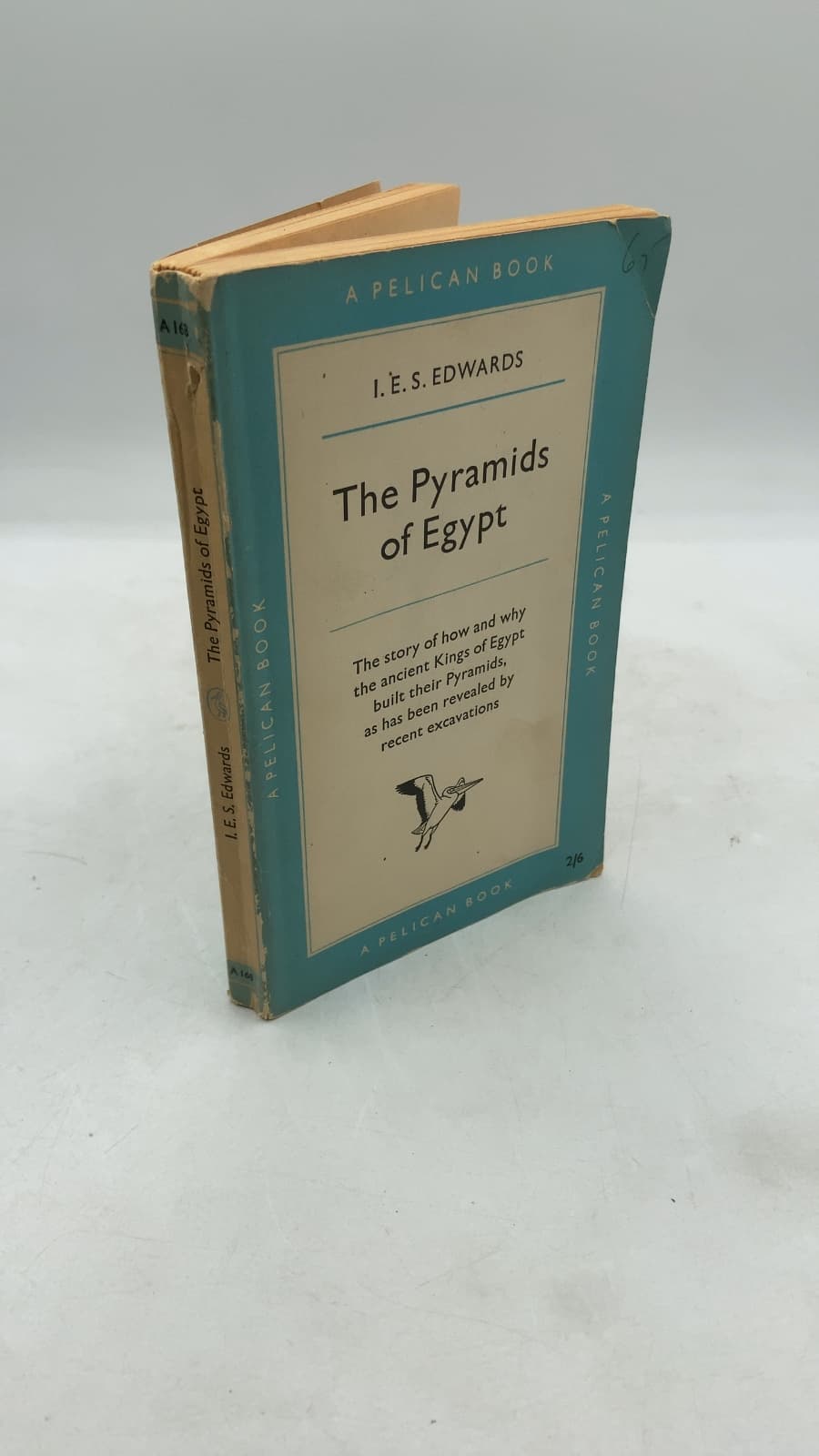 The Pyramids of Egypt by I. E. S. Edwards - front cover