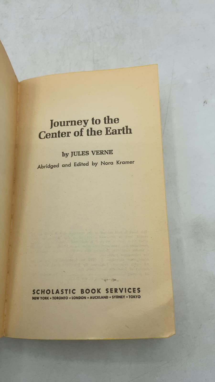Journey to the Center of the Earth by Jules Verne - title page