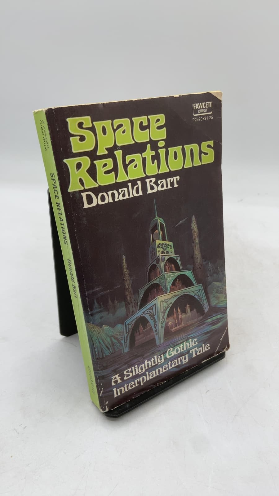 Space Relations: A Slightly Gothic Interplanetary Tale by Donald Barr - front cover