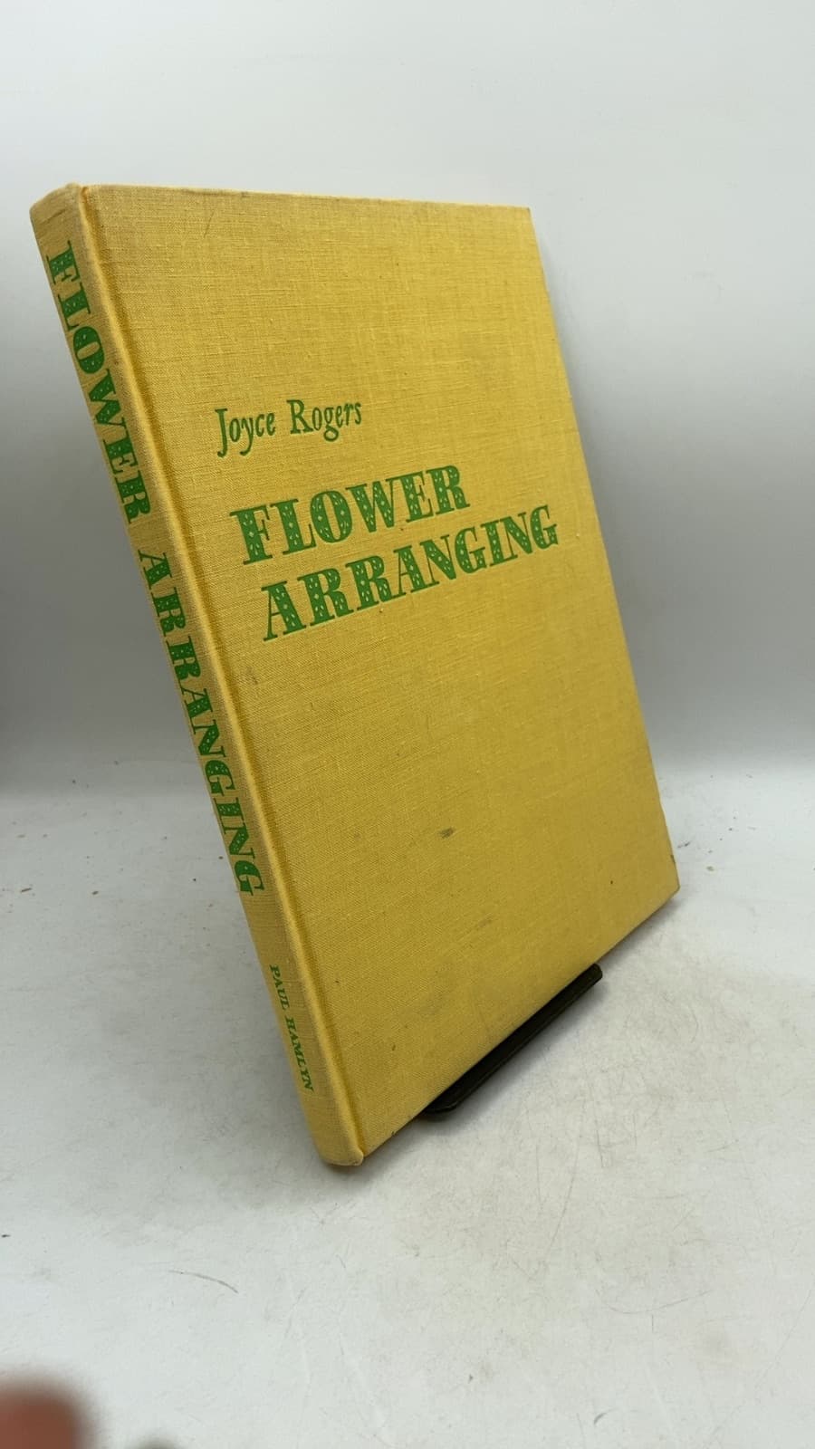 Flower Arranging by Joyce Rogers - front cover