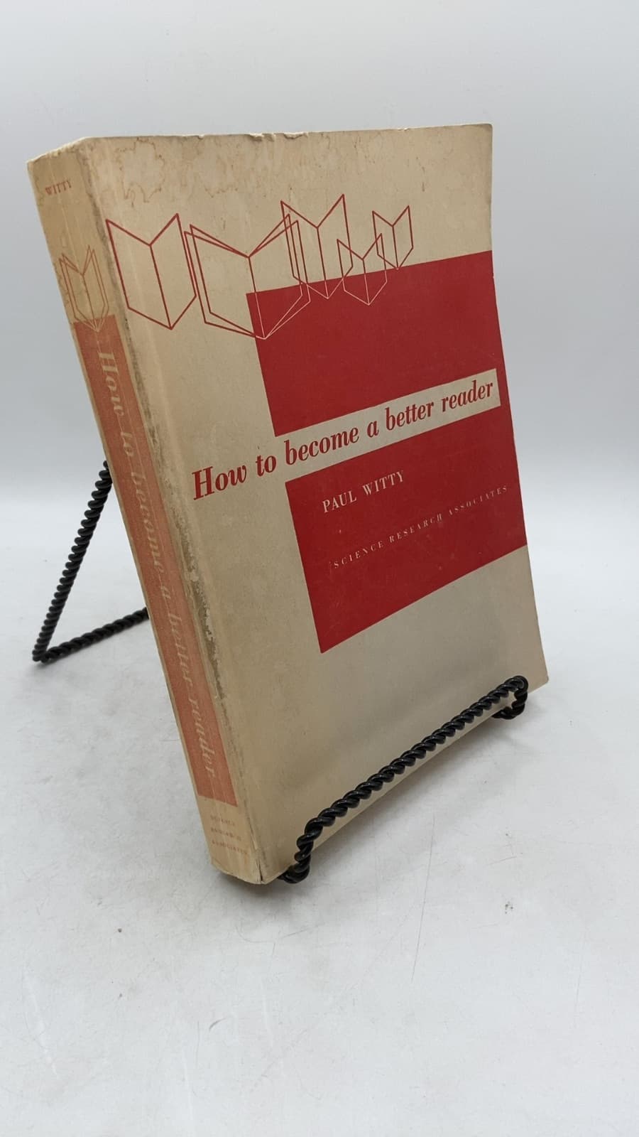 How to become a better reader by Paul Witty - front cover