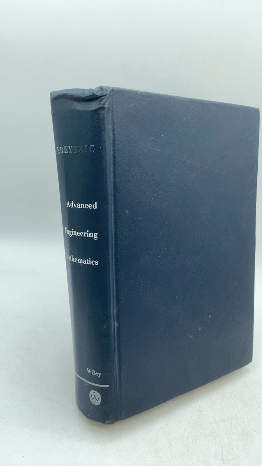 Advanced Engineering Mathematics by Erwin Kreyszig - front cover