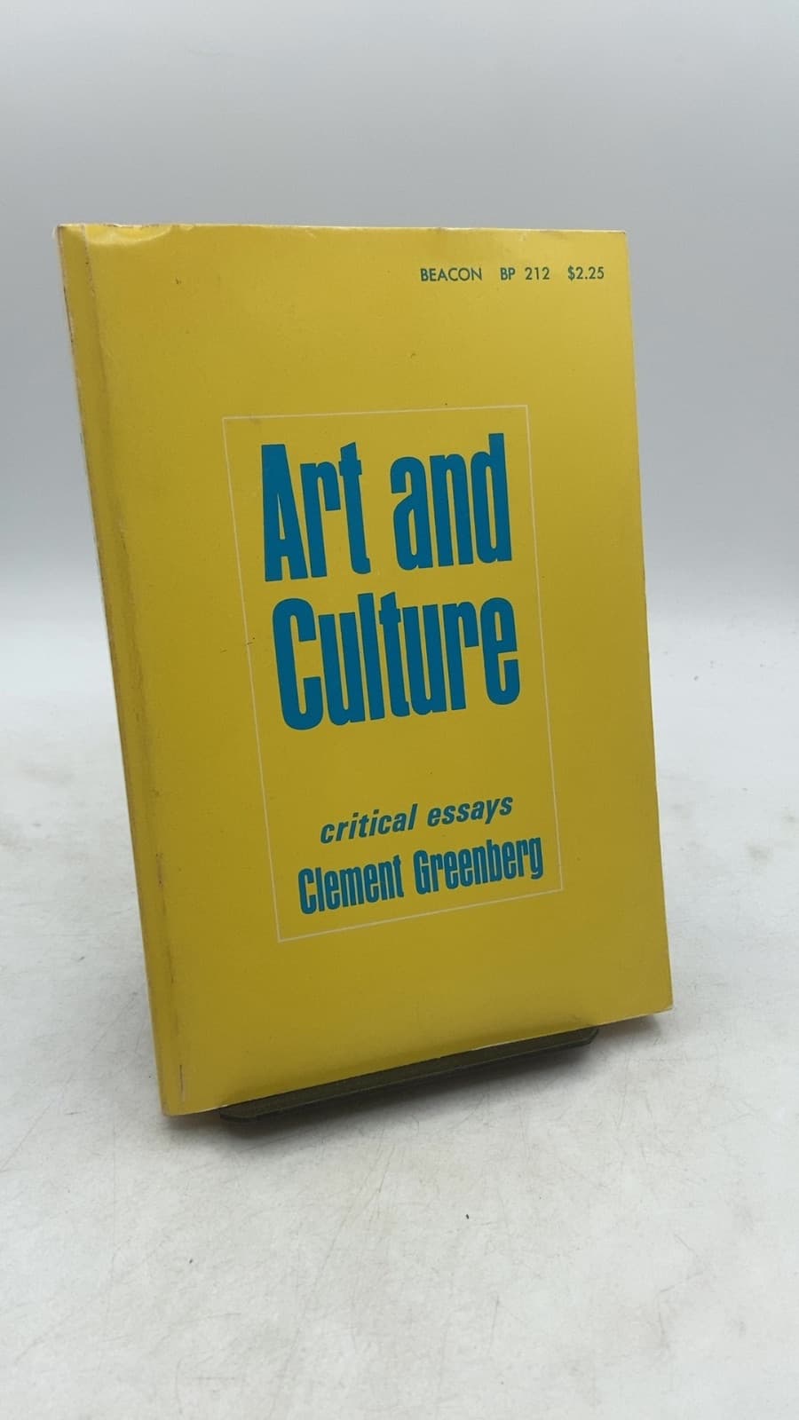 Art and Culture: Critical Essays by Clement Greenberg - front cover