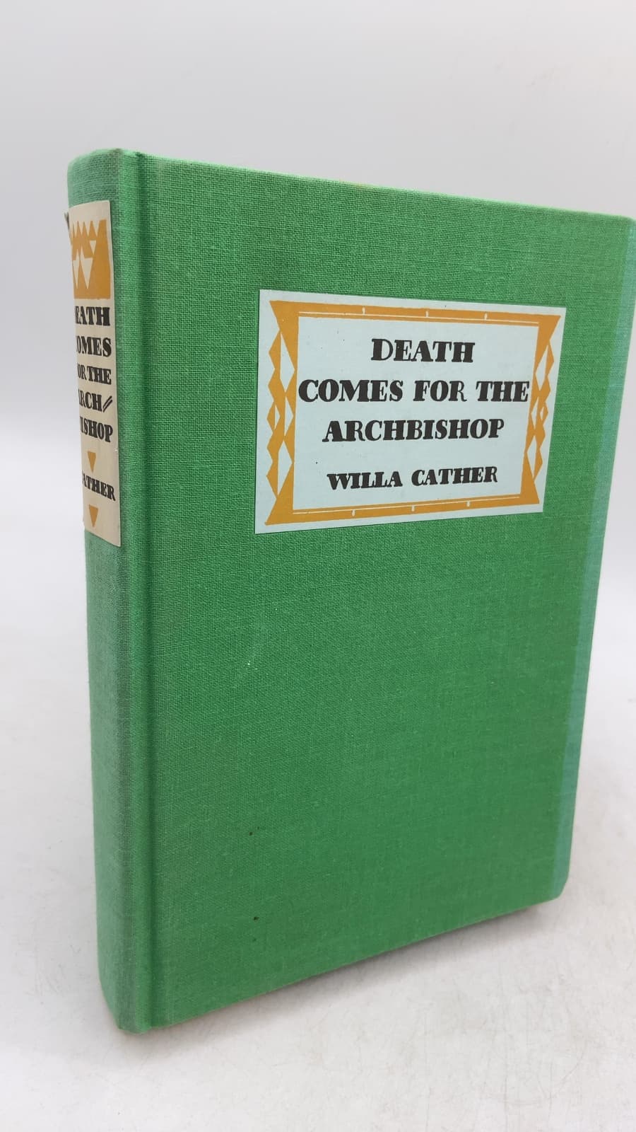 Death Comes for the Archbishop by Willa Cather - front cover