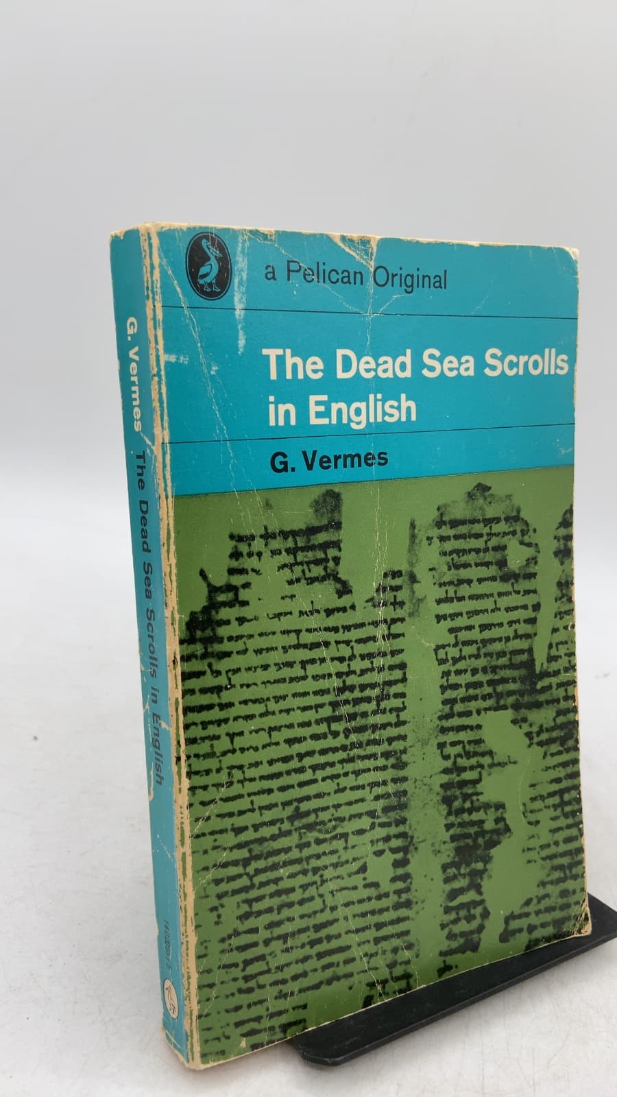 The Dead Sea Scrolls in English by G. Vermes - front cover