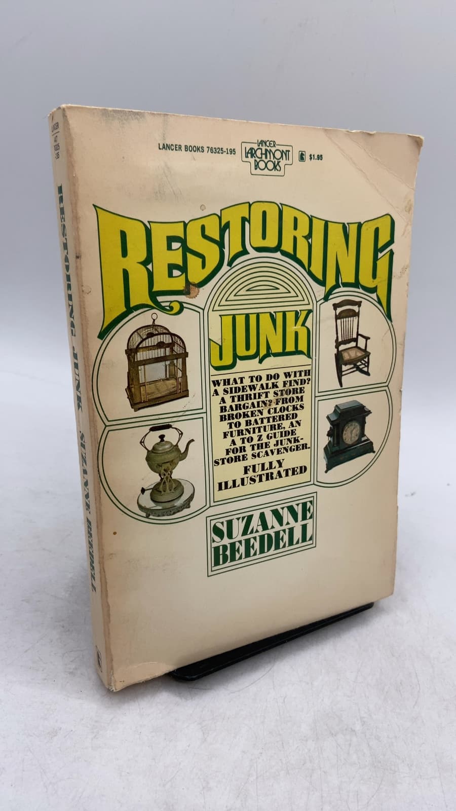 Restoring Junk by Suzanne Beedell - front cover