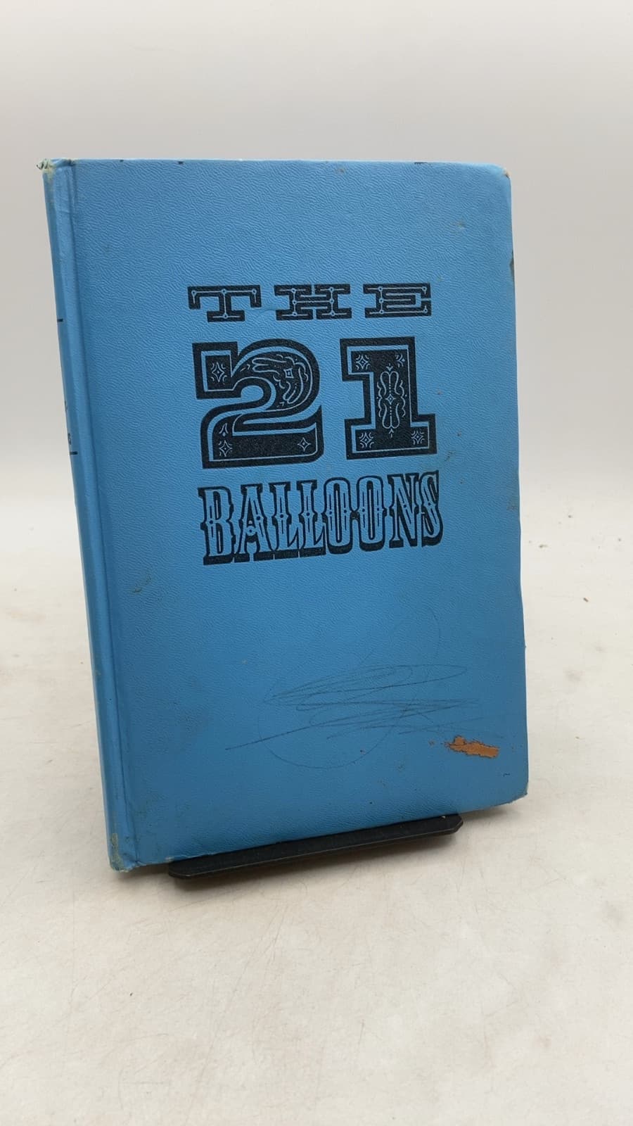 THE 21 Balloons by William Pène du Bois - front cover