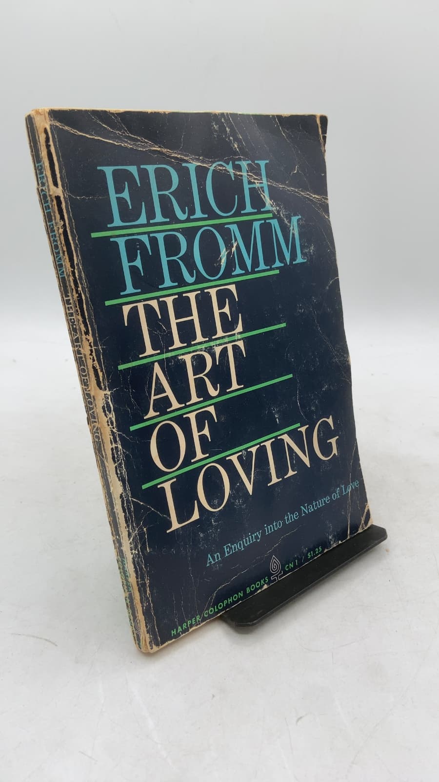 The Art of Loving by Erich Fromm - front cover