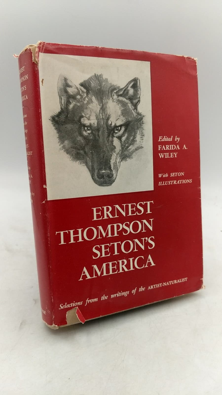Ernest Thompson Seton's America by Ernest Thompson Seton, Edited by Farida A. Wiley, Contributions by Julia M. Seton - front cover