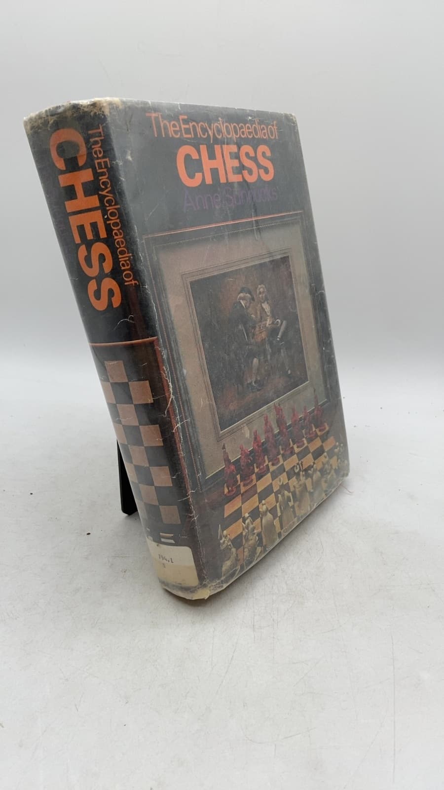 The Encyclopaedia of Chess by Anne Sunnucks - front cover