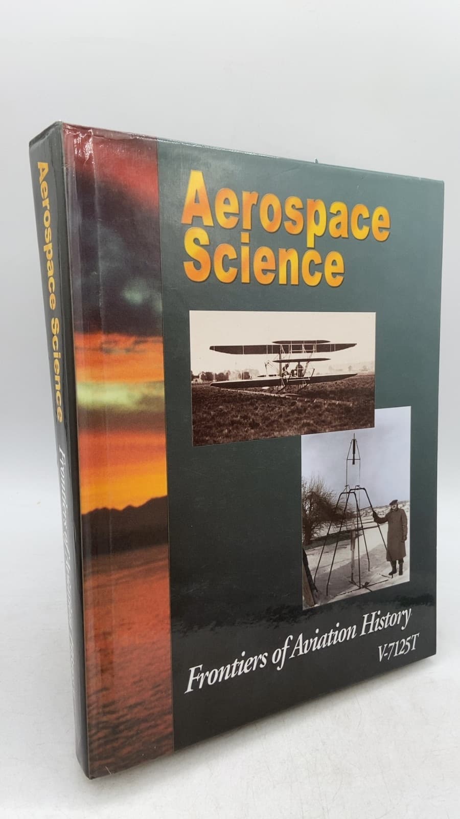 Aerospace Science: Frontiers of Aviation History by DeShana E. Chisolm, Naomi L. Mitchell, Patricia Q. Roberson - front cover