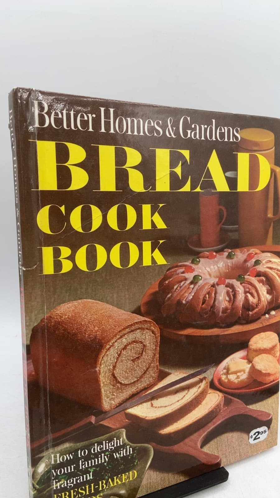 Bread Cook Book by The Editors of Better Homes and Gardens - front cover