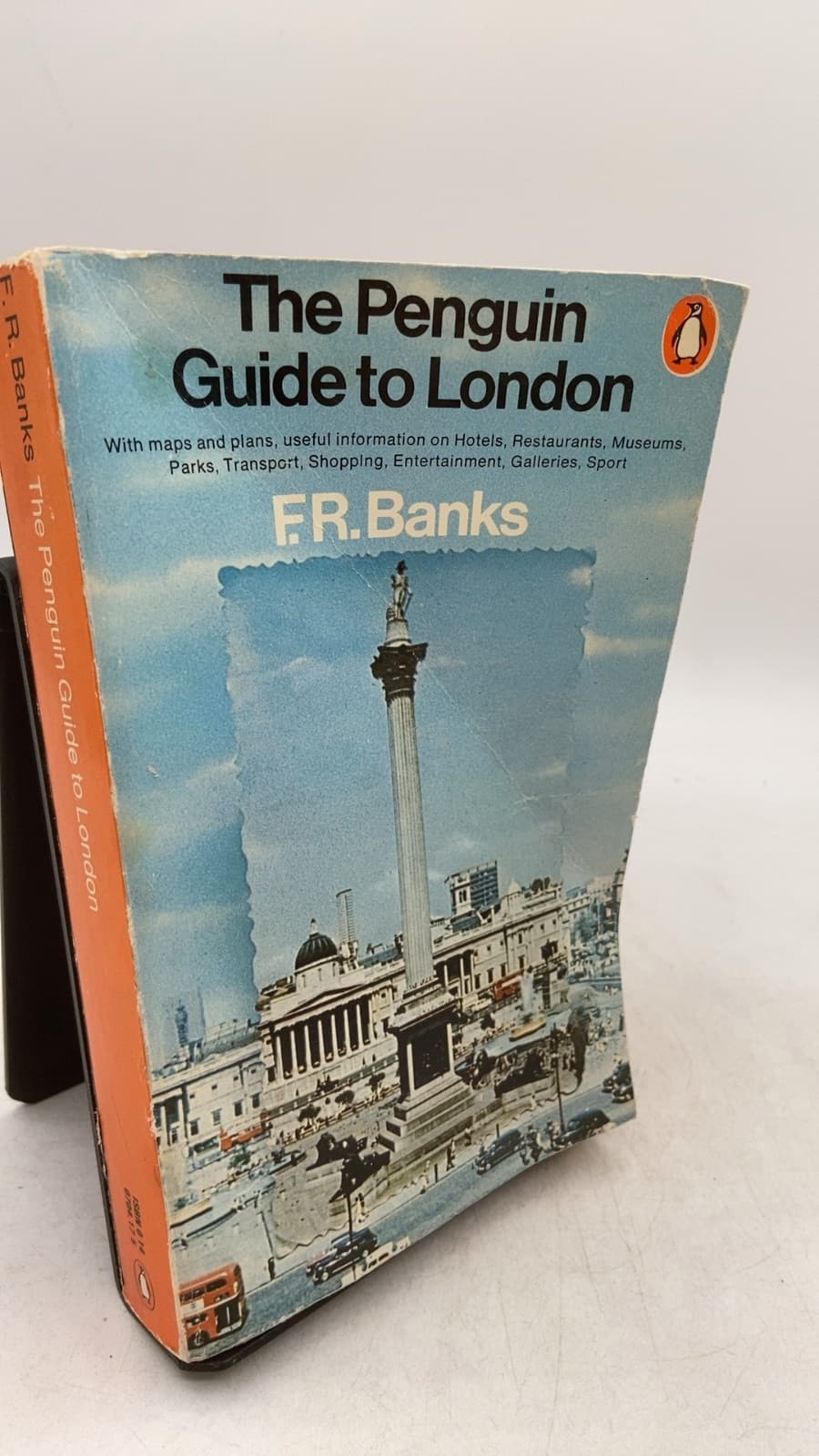 The Penguin Guide to London by F. R. Banks - front cover